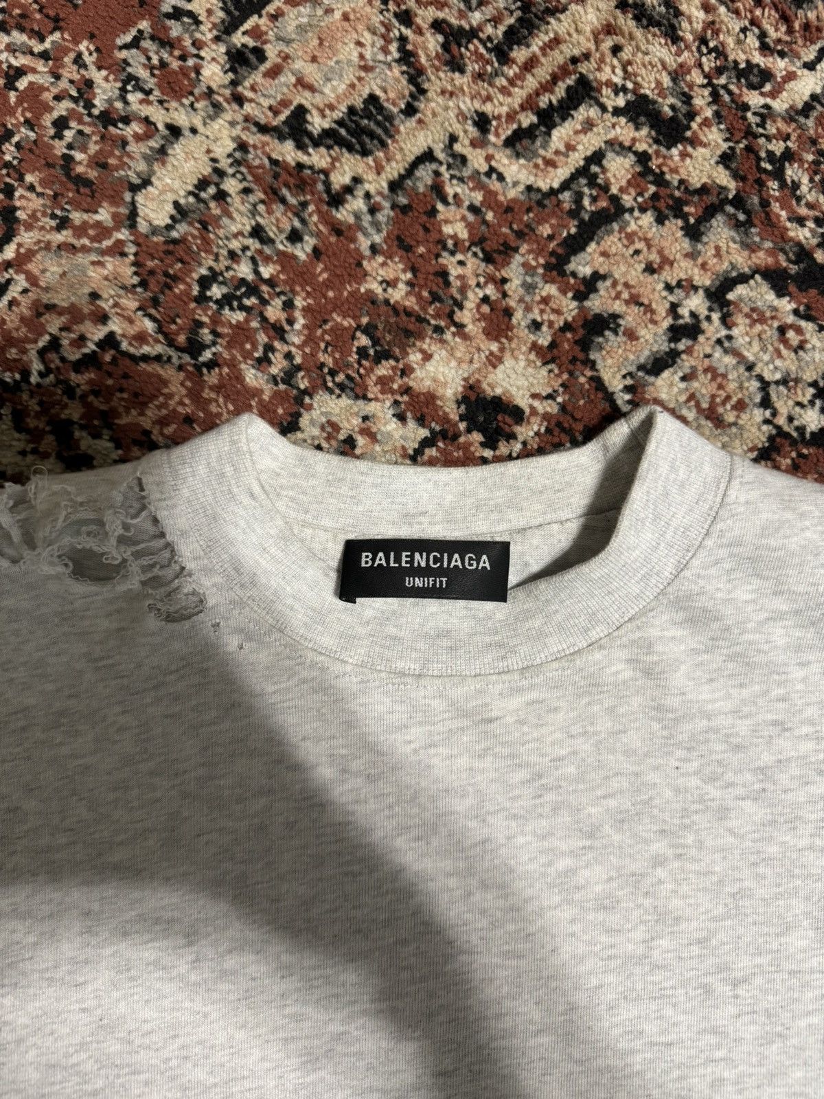 Balenciaga Balenciaga Destroyed 3B T-Shirt Size US S / EU 44-46 / 1 - 2 Thumbnail