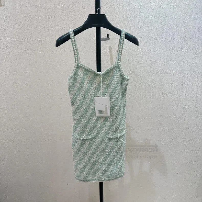 Chanel Chanel 23s mint green shiny suspender skirt Size XXS / US 00 / IT 34 - 1 Thumbnail