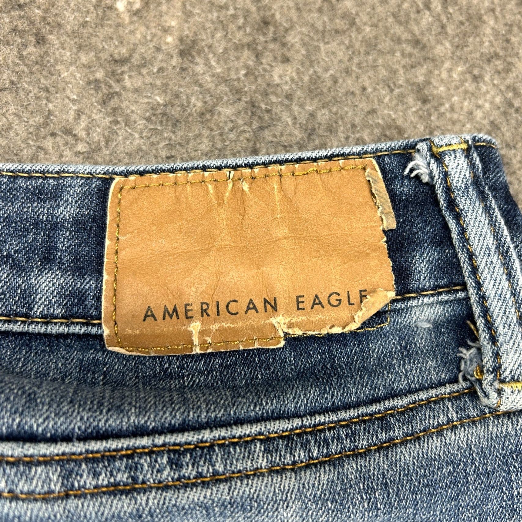 American Eagle Outfitters American Eagle Outfitters Jeans Mens 30x32 Blue Slim Straight Leg Denim 5-Pocket Distressed Medium Wash Size 30 Regular Boys? No. End. Size US 30 / EU 46 - 4 Thumbnail