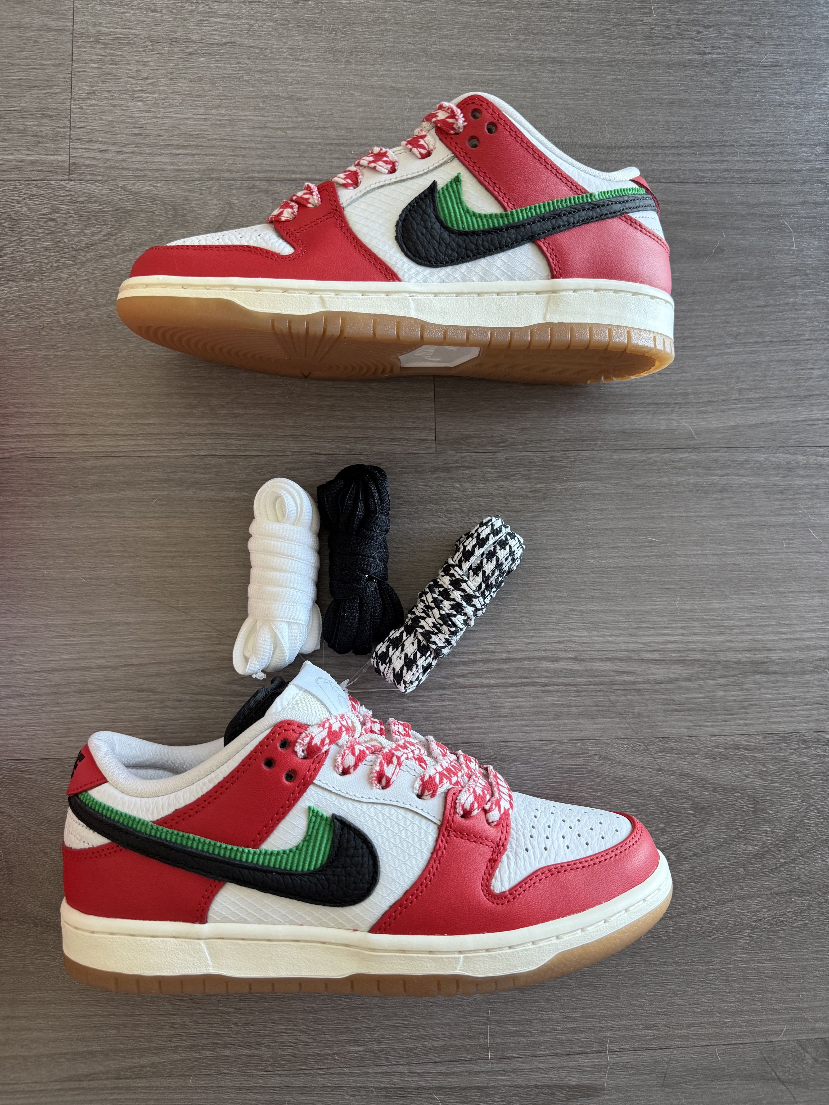 Nike SB Nike SB Dunk Low Frame Skate Habibi (Sz6) New w/ Extra Laces Size US 6 / EU 39 - 7 Thumbnail