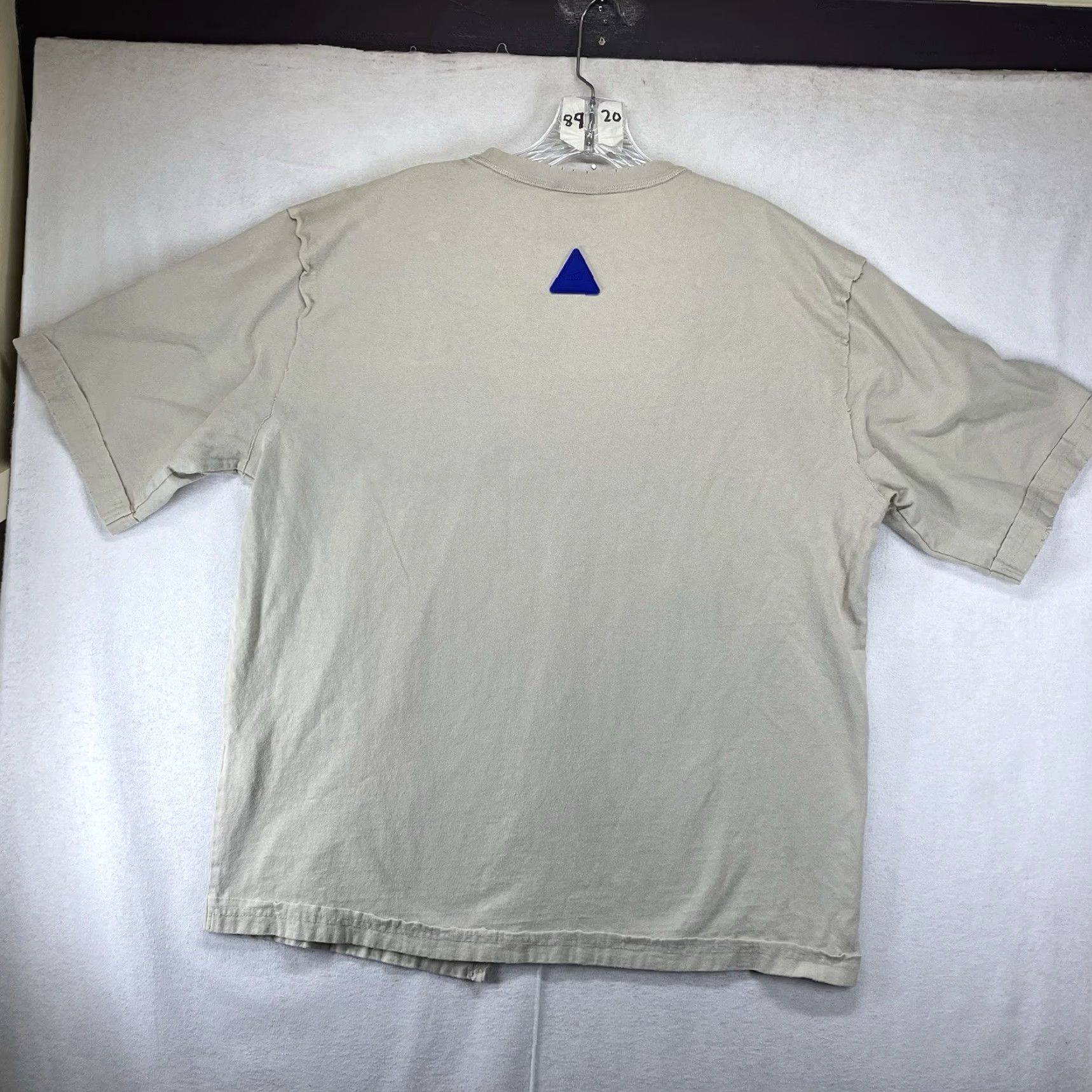 Vintage Roaringwild Men's Graphic Tee Large Beige Short Sleeve Crew Neck Architectural Car Art Heavyweight Limited Edition Size ONE SIZE - 2 Thumbnail