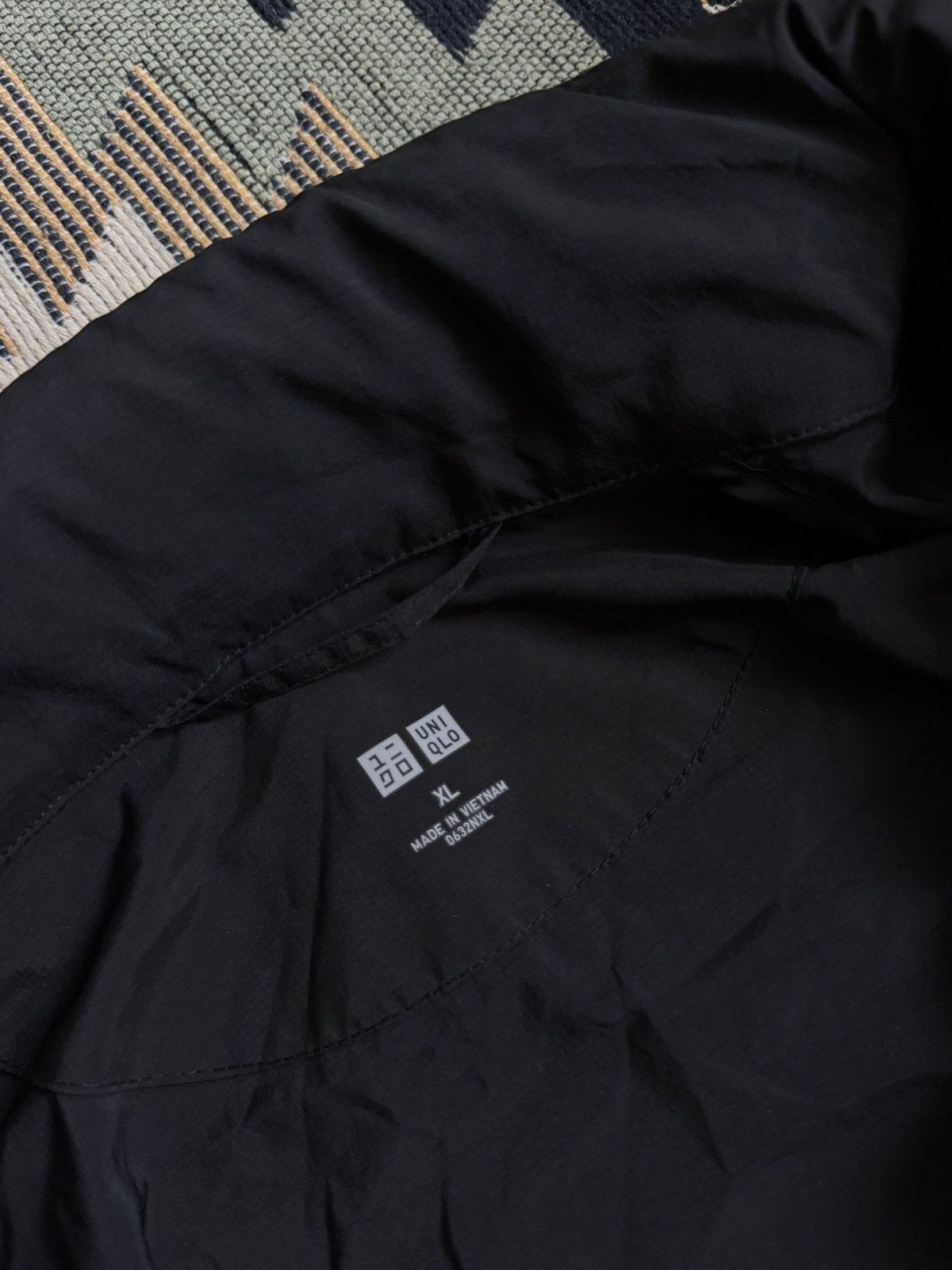 Uniqlo Uniqlo Nylon Jacket Size US XL / EU 56 / 4 - 10 Thumbnail