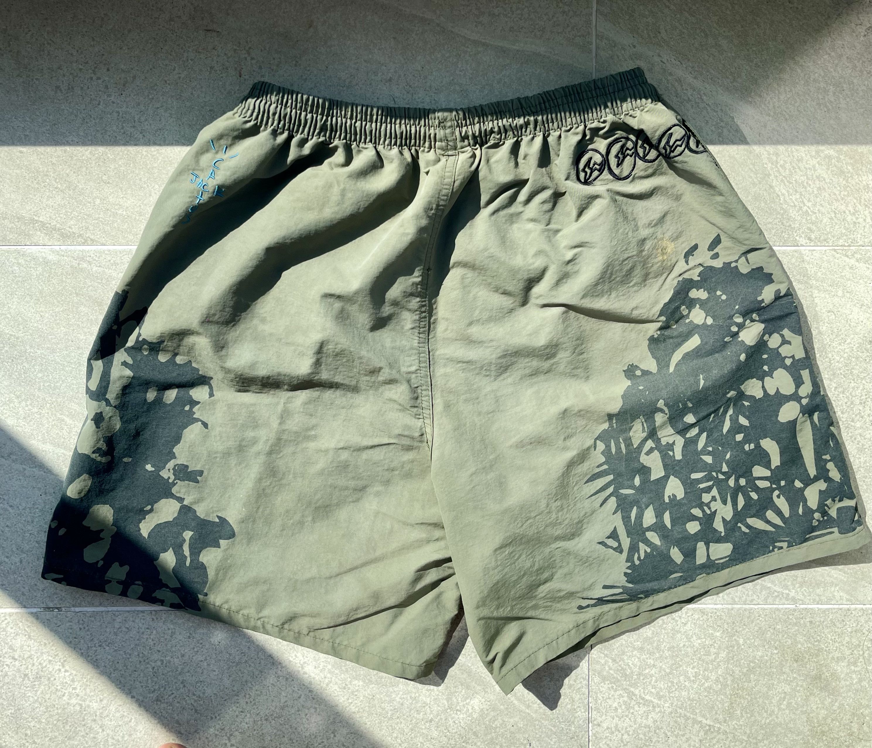 Travis Scott Travis Scott Cactus Jack Fragment Olive Imagination Shorts Size US 32 / EU 48 - 5 Thumbnail