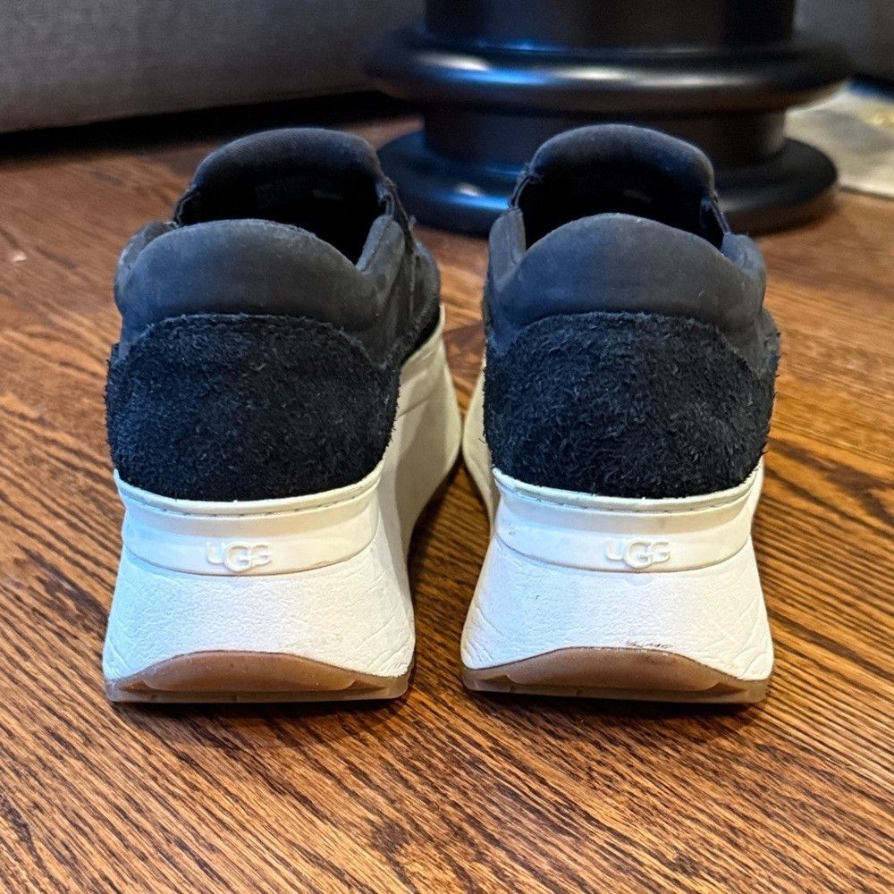 Ugg UGG Women's 9 Black and White Platform Sneaker Shoes Size US 9 / IT 39 - 7 Thumbnail