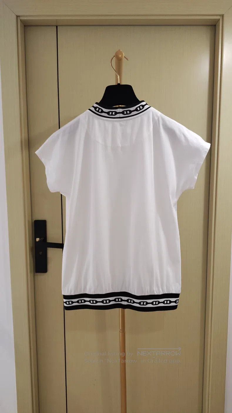 Hermes Hermes Pig Nose Chain Decorated Short Sleeve T-Shirt Size XS / US 0-2 / IT 36-38 - 2 Thumbnail