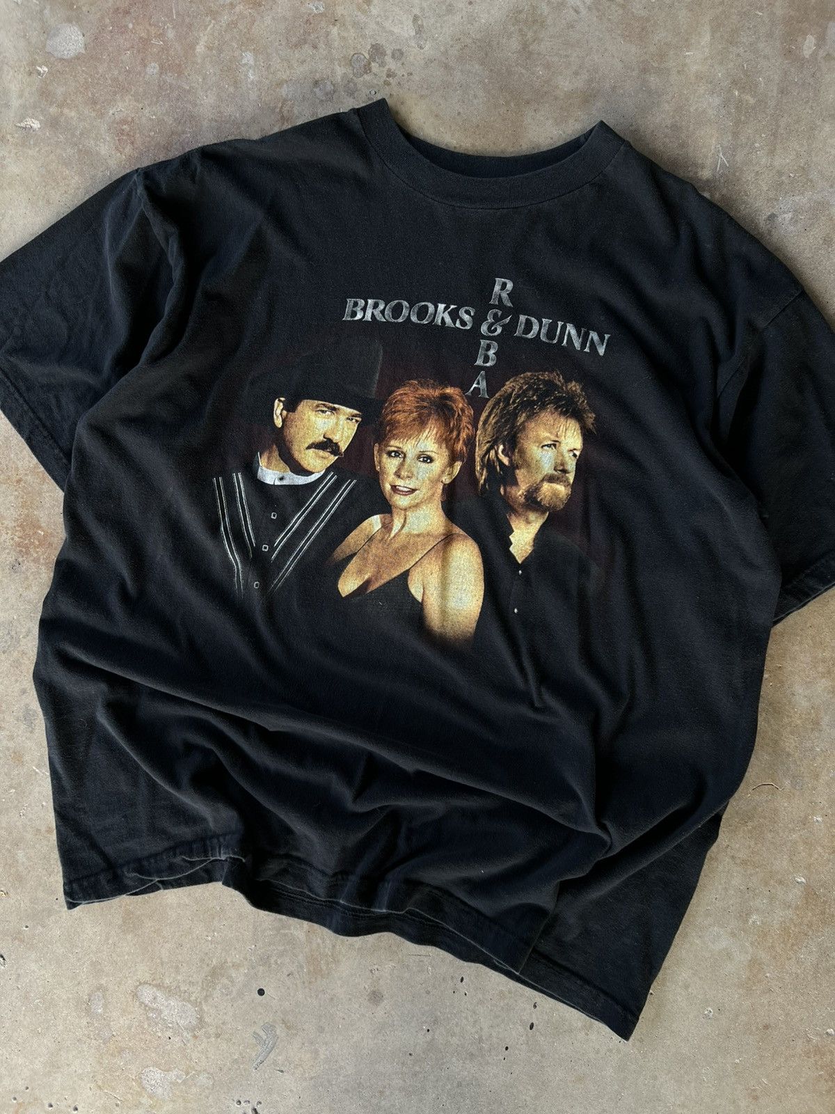 Band Tees Vintage 90’s Reba Brooks and Dunn Tour Band T Shirt Size US XL / EU 56 / 4 - 2 Thumbnail