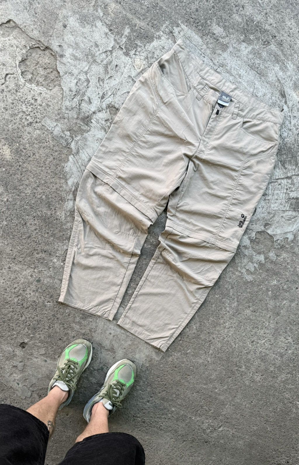 Jack Wolfskin Jack Wolfskin Y2K Hiking Trekking Trail Gorpcore Nylon Pants Size US 38 / EU 54 - 1 Thumbnail
