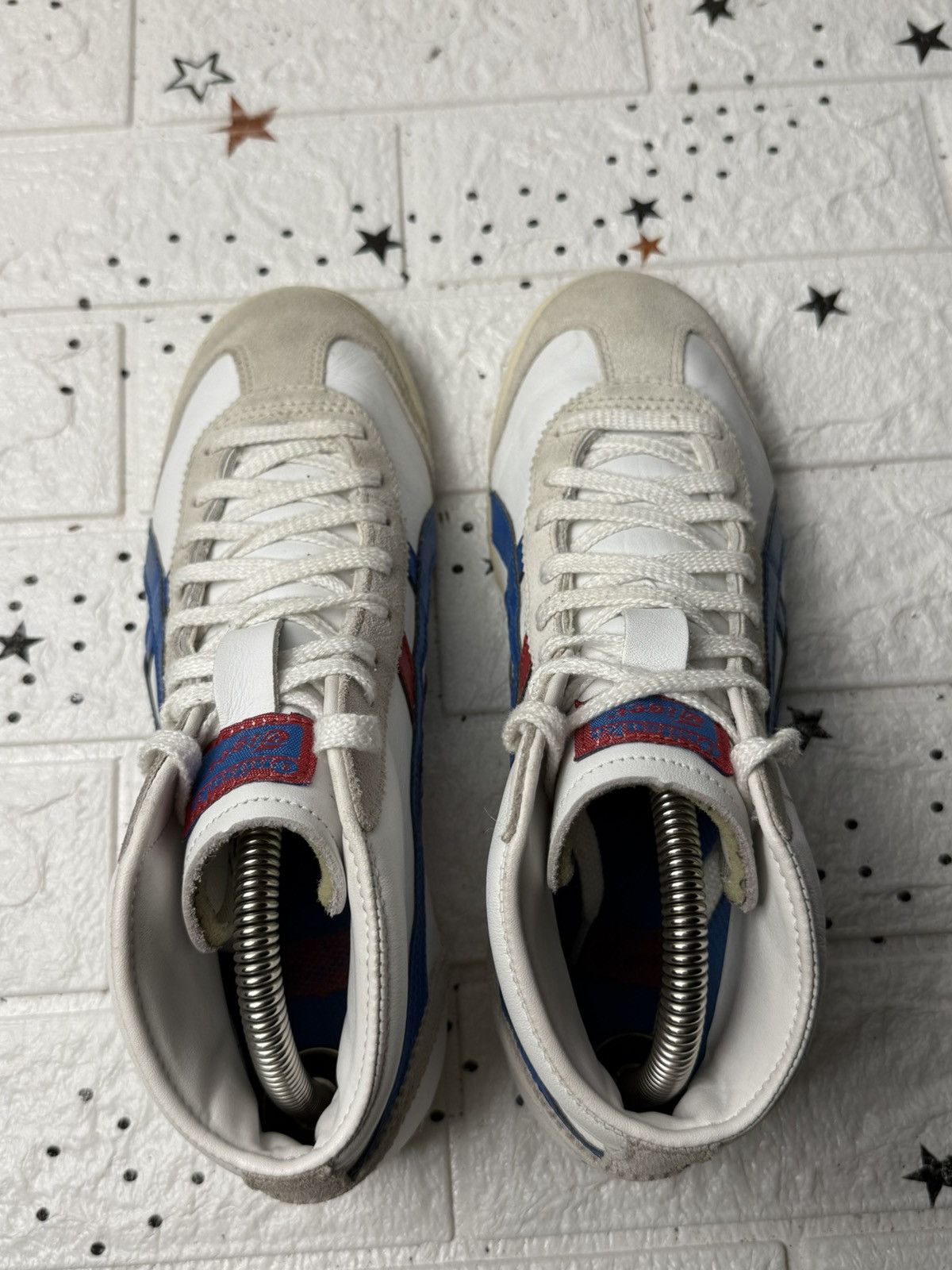 Onitsuka Tiger TOKYO Onitsuka Tiger Mexico 66 Mid Runner US7 UK6.5 EUR40 Size US 7 / EU 40 - 10 Thumbnail