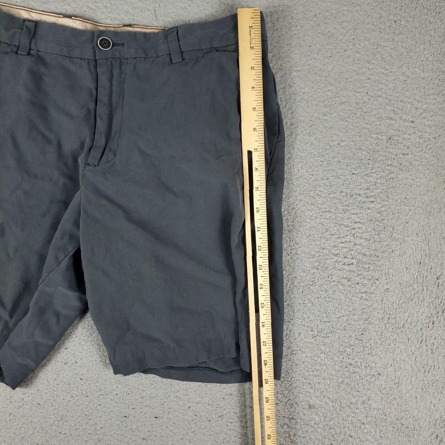 Tommy Bahama VINTAGE Tommy Bahama Men's Shorts Size 36 Gray Silk Pleated Chino Casual Dress Pants Size US 36 / EU 52 - 5 Thumbnail