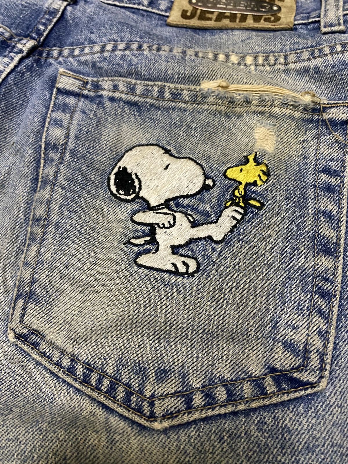 Iceberg × Vintage VINTAGE 90s ICEBERG JEANS X SNOOPY DISTRESSED JEAN Size US 30 / EU 46 - 7 Thumbnail