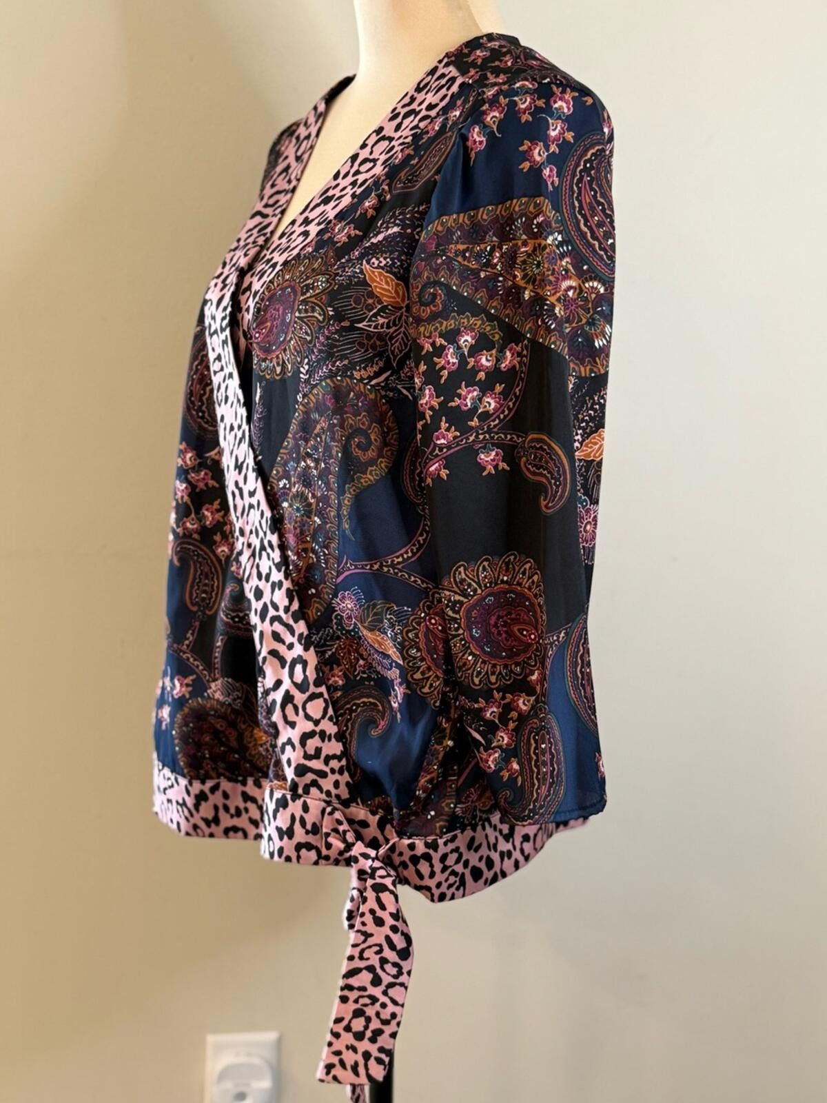 Other Dressbarn boho top paisley floral leopard print SZ SM Size S / US 4 / IT 40 - 4 Thumbnail