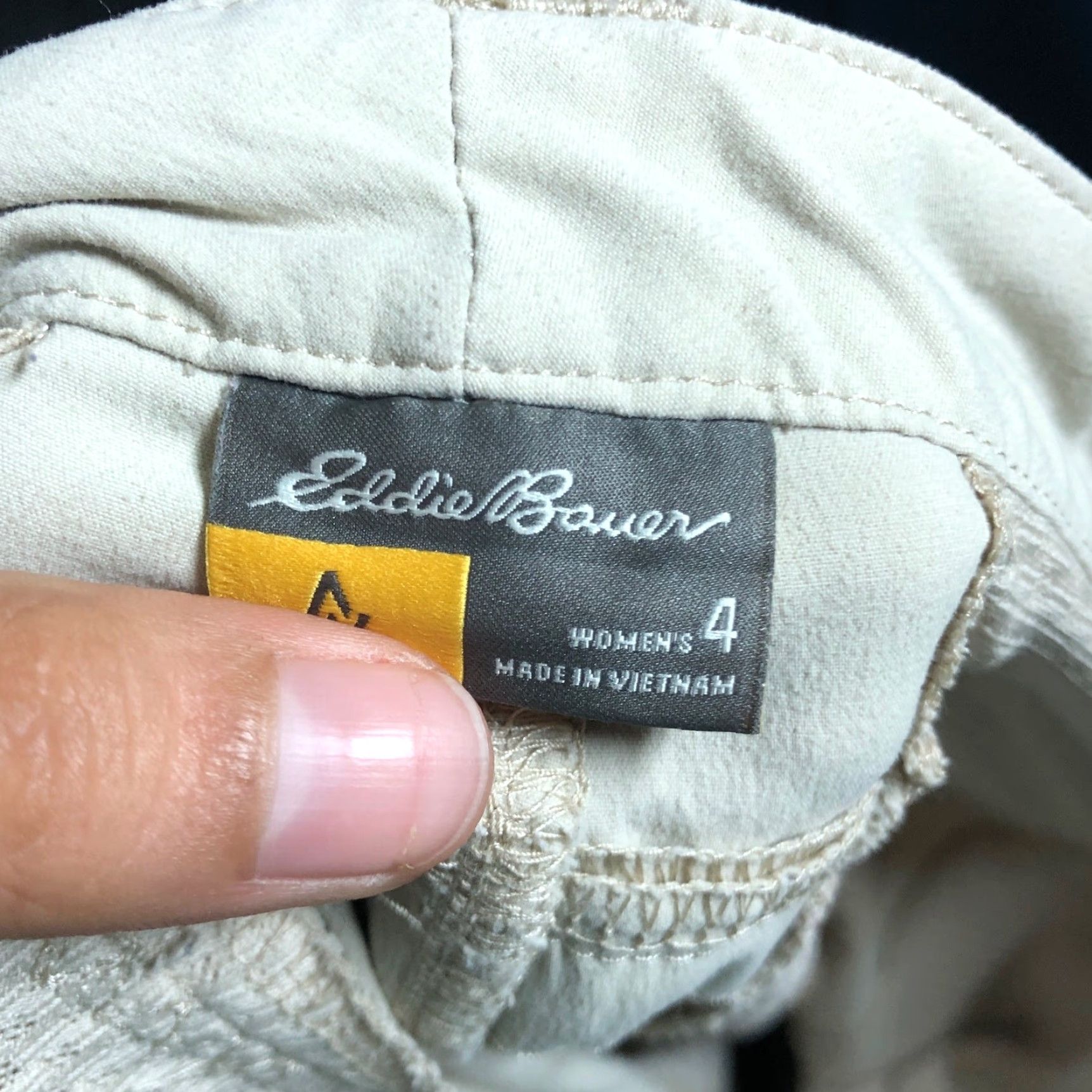 Eddie Bauer VINTAGE Eddie Bauer Womens Pants Tan Cargo Travex Capri Hiking Stretch 4 Size 27" / US 4 / IT 40 - 4 Thumbnail