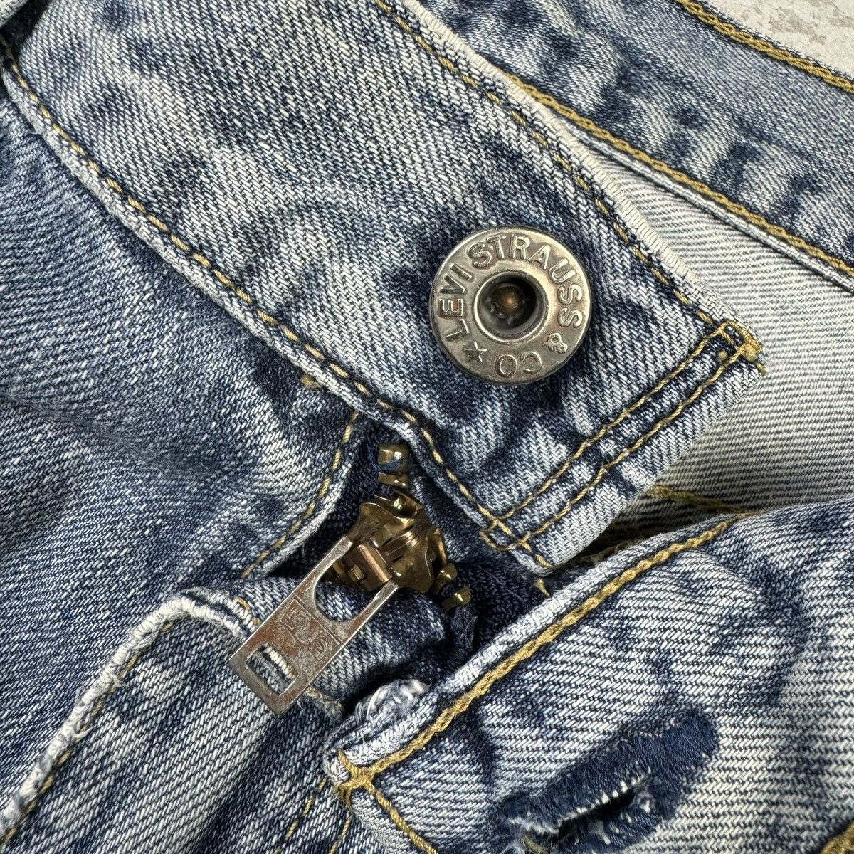 If Six Was Nine × Levi's 💥Vintage Levis 502 Distressed Sick Blue Wash Denim Size US 30 / EU 46 - 8 Thumbnail