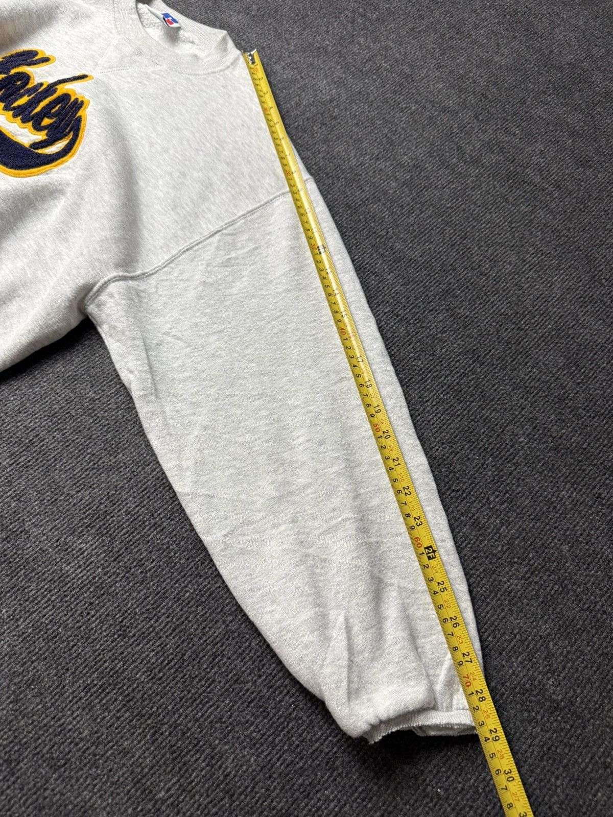 Russell Athletic 90s Vintage USA Russell Athletic Hockey Mom Varsity Crewneck Size US L / EU 52-54 / 3 - 20 Thumbnail
