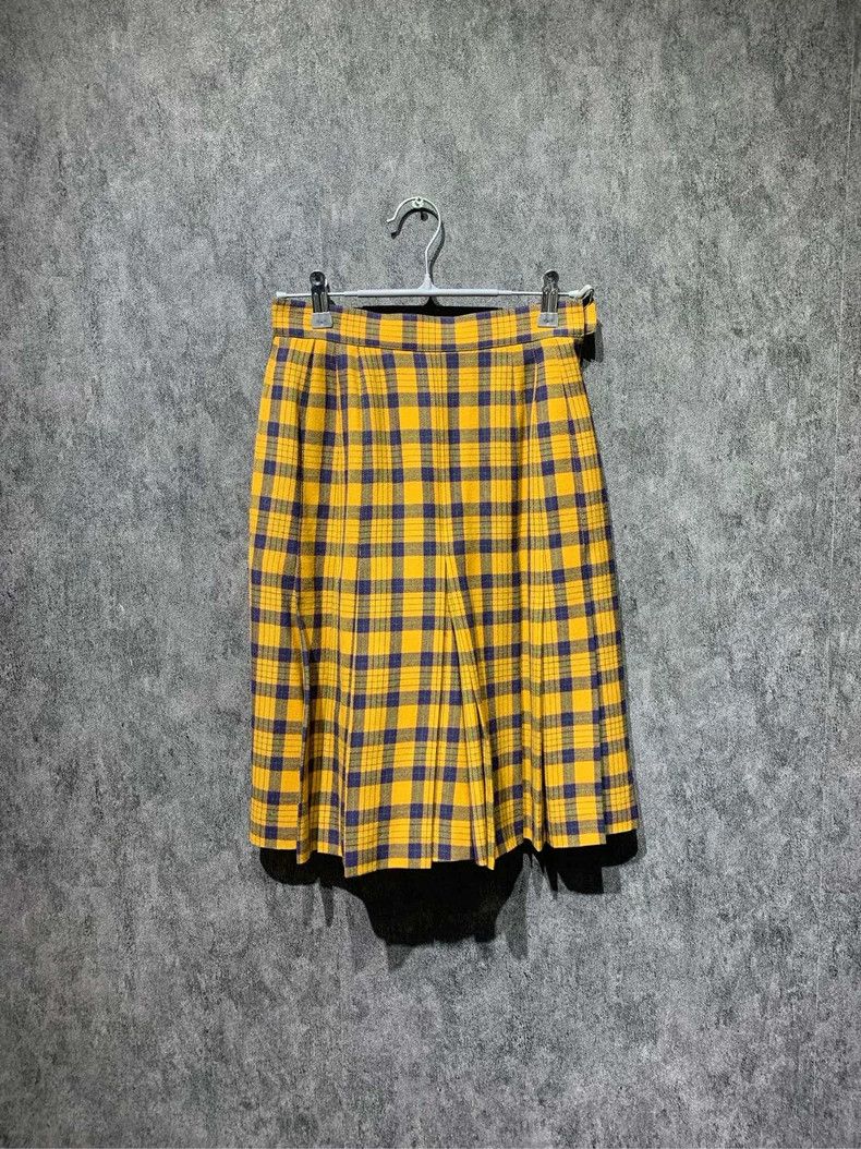 Dior Dior Size S Plaid skirt 2501-Nextarrow Size 25" / US 0 / IT 36 - 1 Thumbnail