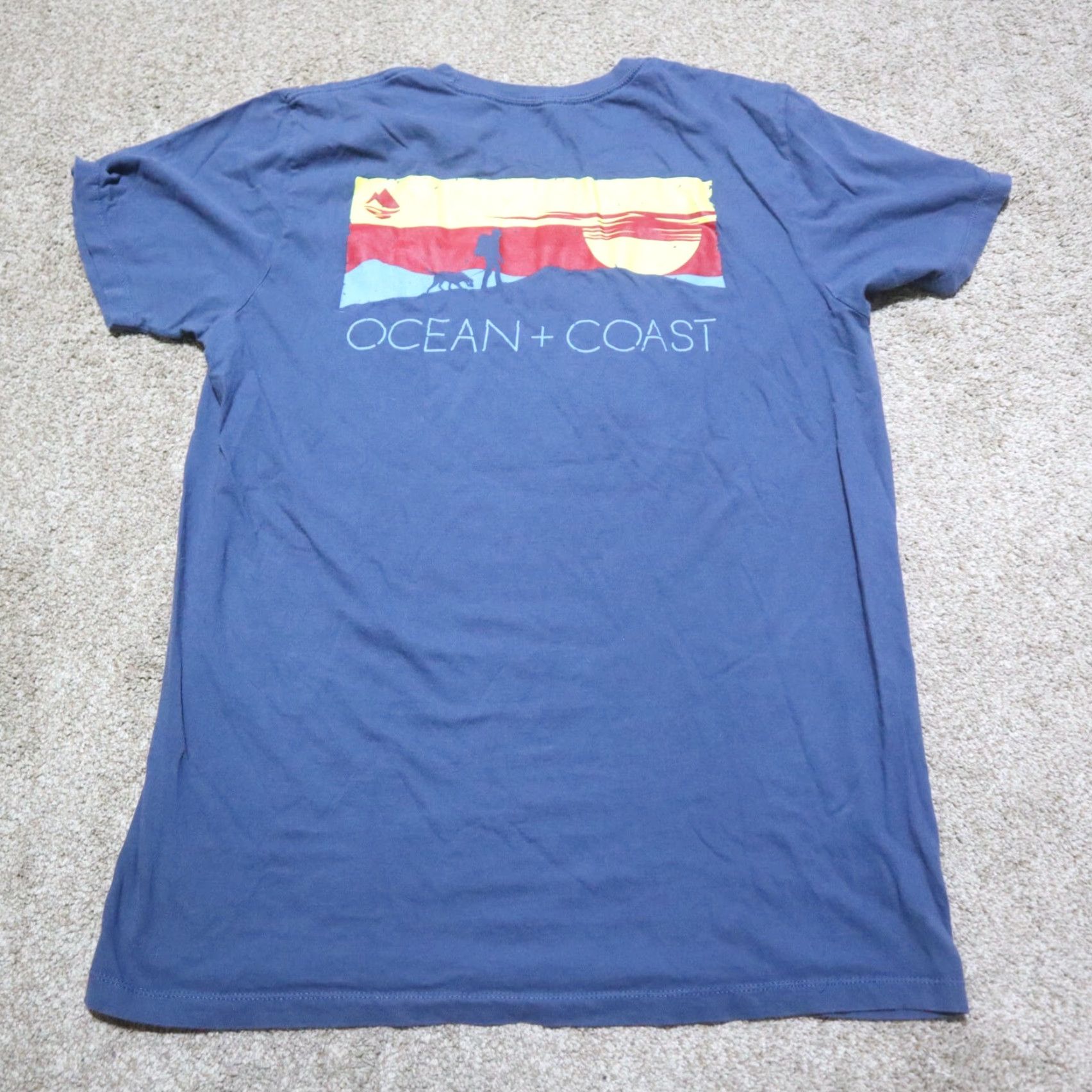 Vintage Ocean & Coast T-Shirt Men's Short Sleeve Hiking Camping Blue Adult M Graphic Print American Size US M / EU 48-50 / 2 - 8 Thumbnail