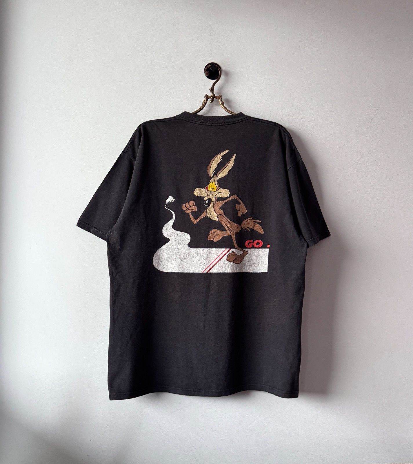 NASCAR Looney Tunes Vintage 1994 NASCAR T-Shirt Lee Single Stitch Size US XL / EU 56 / 4 - 2 Thumbnail