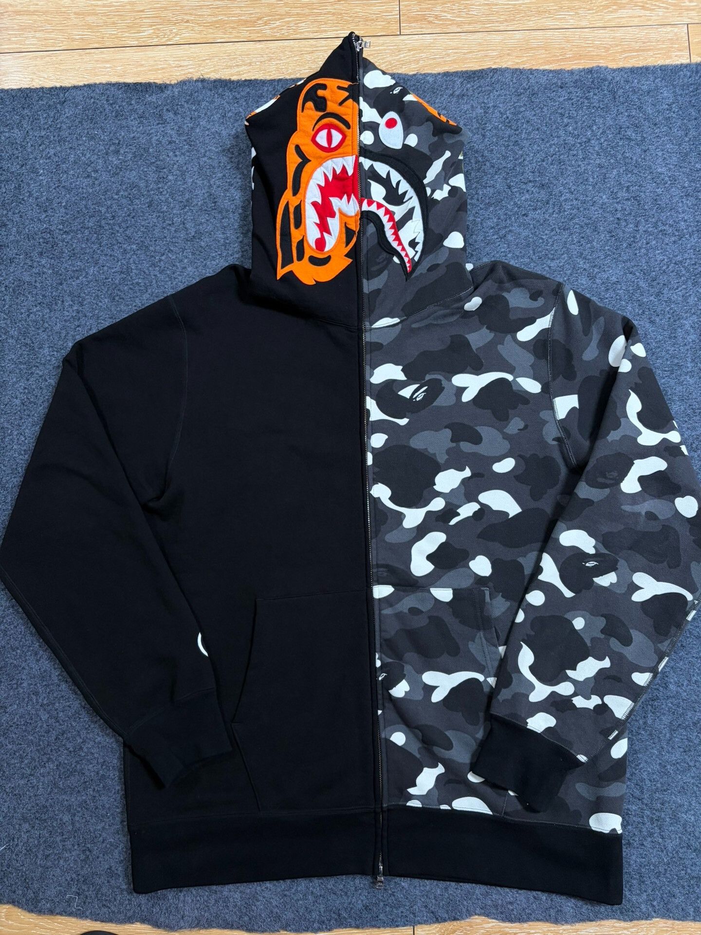 Bape Bape Xx Multi Shark Sweatshirt Size US XXL / EU 58 / 5 - 1 Thumbnail