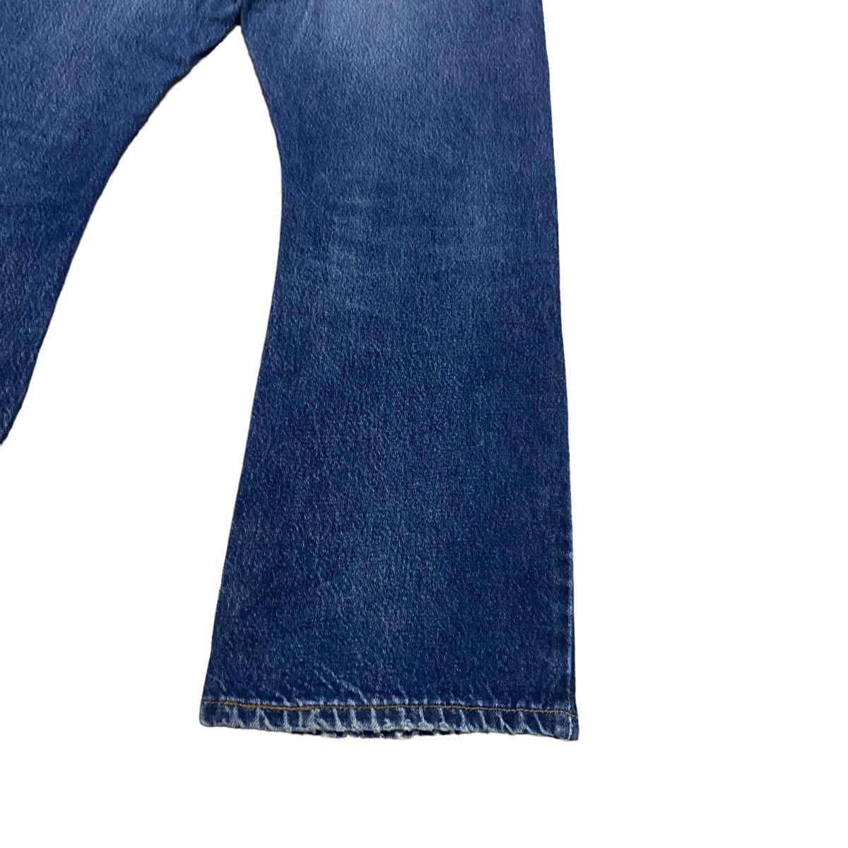 Levi's Vintage Levis 517 Bootcut Distressed Jeans Size US 34 / EU 50 - 16 Thumbnail