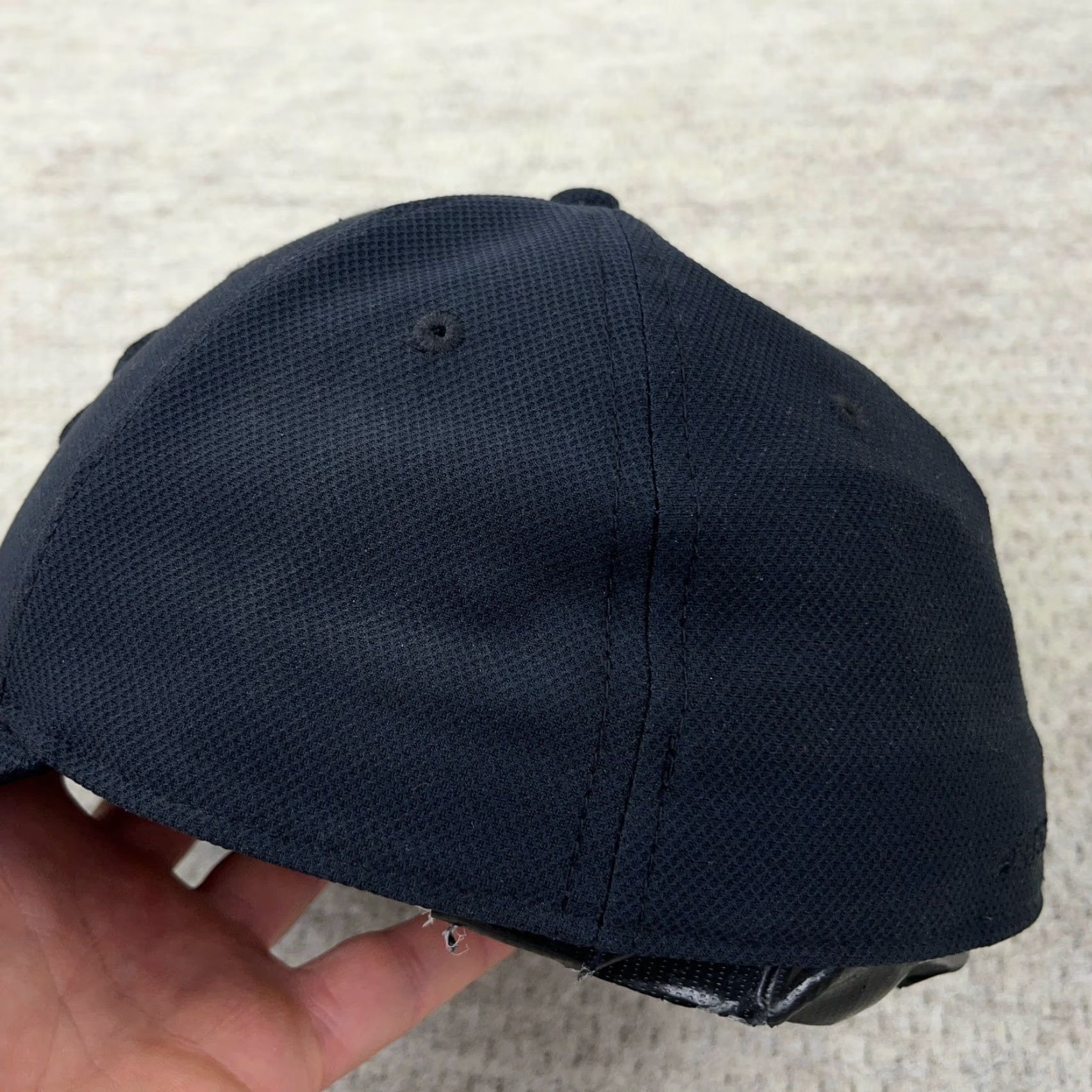 Under Armour Under Armour Hat Cap Stretch Fit L/XL Black Adult Performance Cap Adjustable Lightweight Baseball Style Men Hats Size ONE SIZE - 6 Thumbnail
