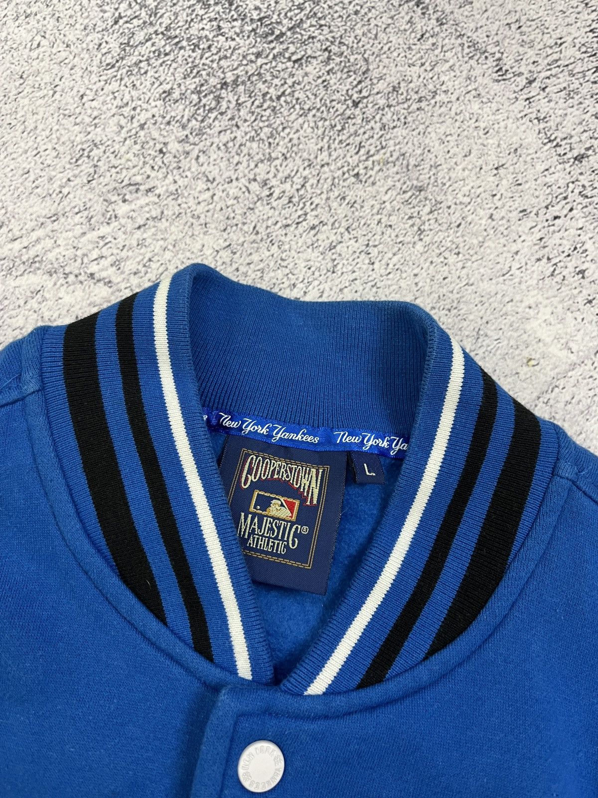 MLB × Majestic × New York Yankees Majestic New York Yankes Bomber Jacket Varsity MLB Rare Hype Size US L / EU 52-54 / 3 - 13 Thumbnail