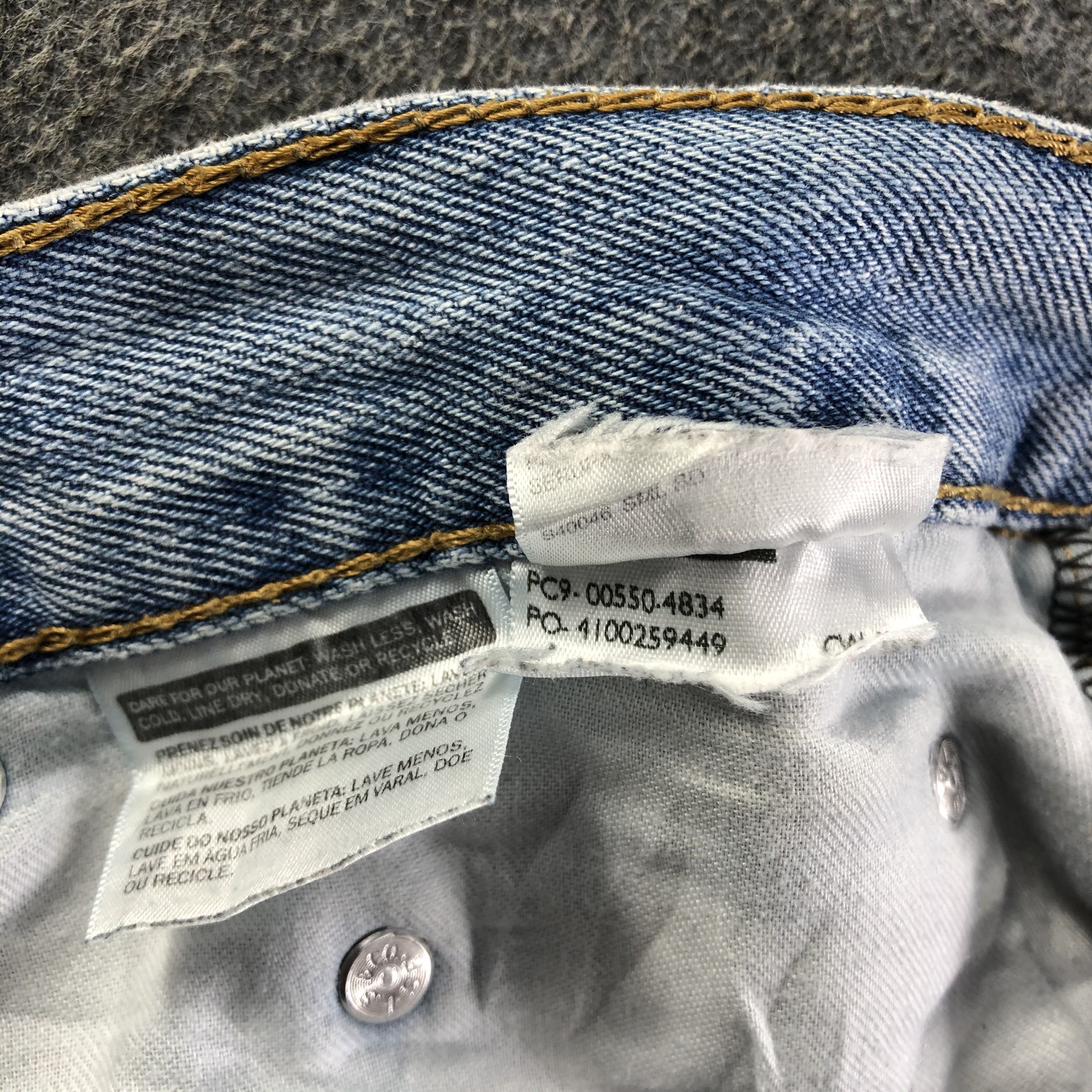 Levi's Vintage Light Wash Levis 550 Jeans-J3516 Size US 37 - 12 Thumbnail