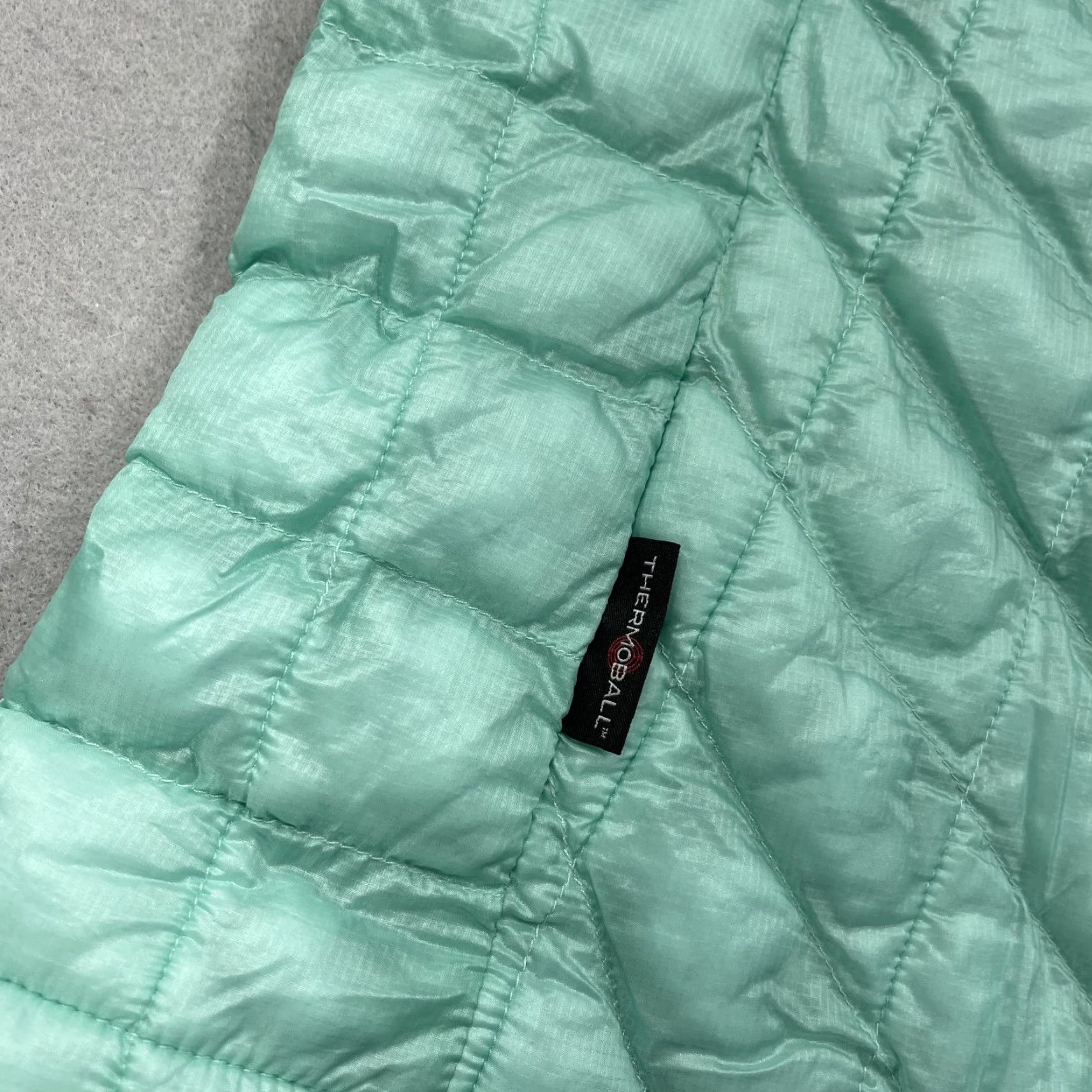 The North Face The North Face Jacket Womens M Green Thermoball Puffer Lightweight Outdoor Urban Casual Zip Long Sleeve Logo Quilted Nylon Orange? Size M / US 6-8 / IT 42-44 - 7 Thumbnail
