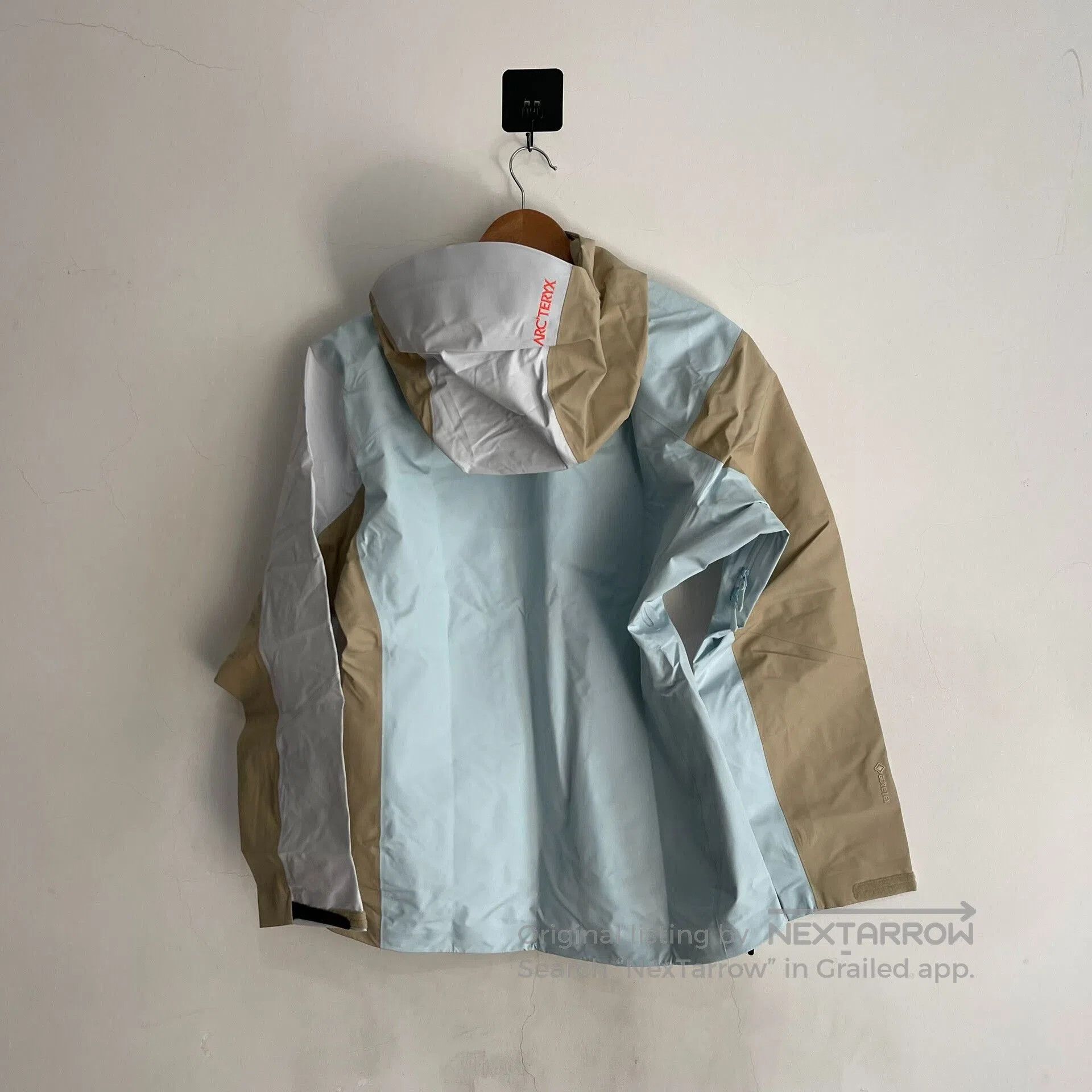 Arc'teryx Arcteryx BETA Lightweight Jacket for Women. Size M / US 6-8 / IT 42-44 - 9 Thumbnail