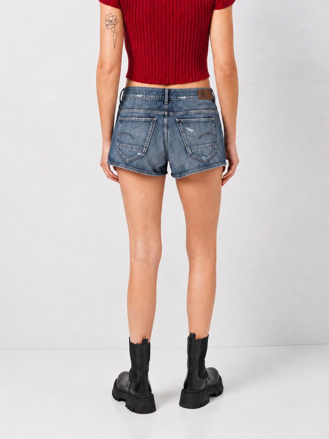 G-Star G-Star Raw Arc Boyfriend Restored Denim Shorts Distressed Size 34" / US 12 / IT 48 - 3 Thumbnail