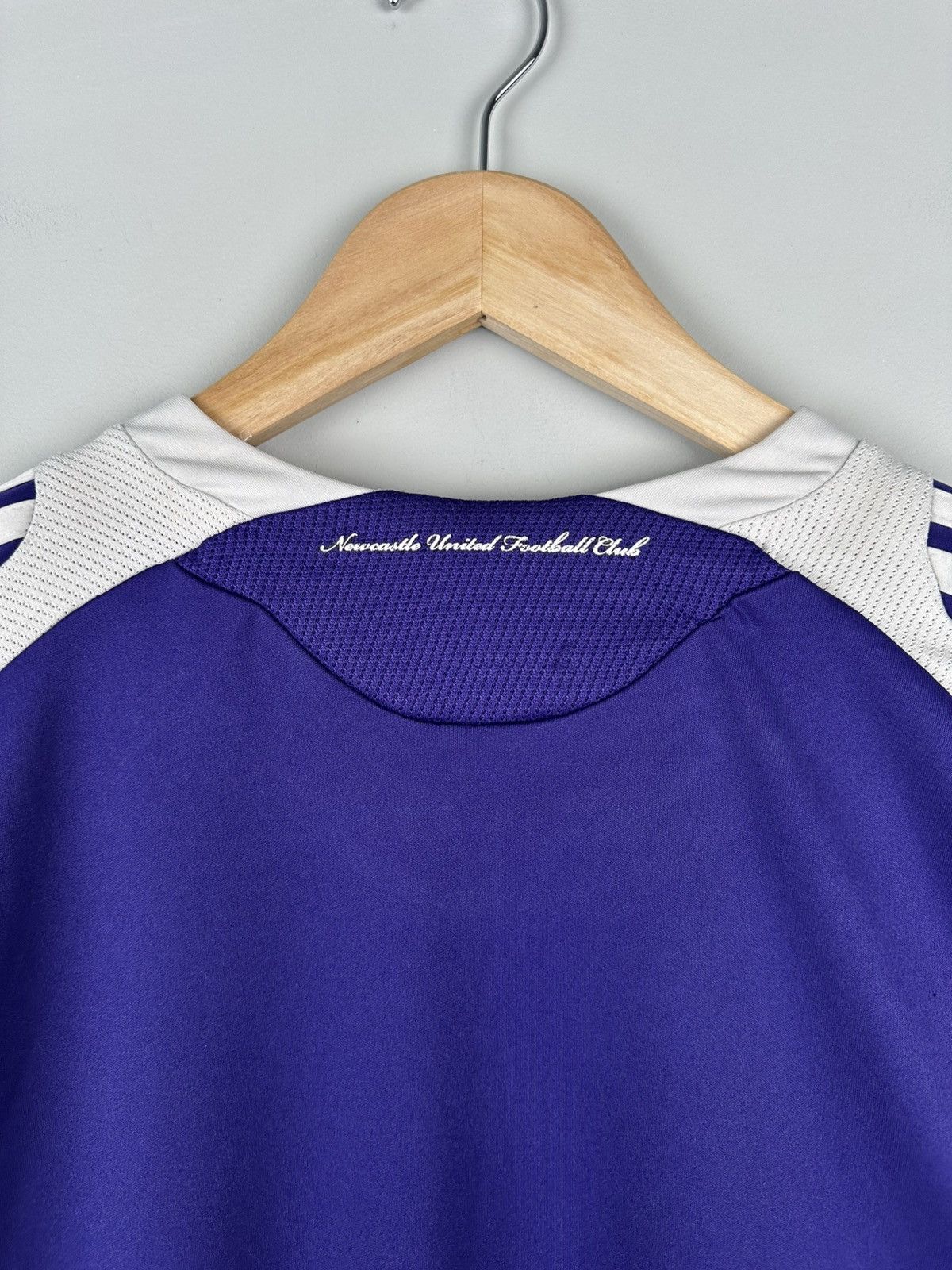 Adidas × Vintage Adidas Newcastle United Soccer Jersey Football 2008/2009 Size US L / EU 52-54 / 3 - 7 Thumbnail
