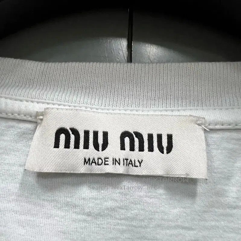 Miu Miu Miu Miu Summer White Logo Cropped T-Shirt . Size L / US 10 / IT 46 - 2 Thumbnail