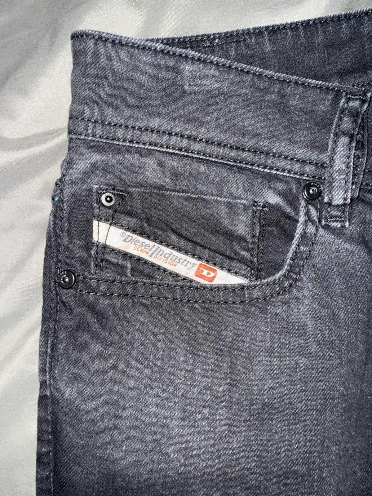 Diesel diesel industries sleenker slim fit jeans Size US 29 - 1 Thumbnail