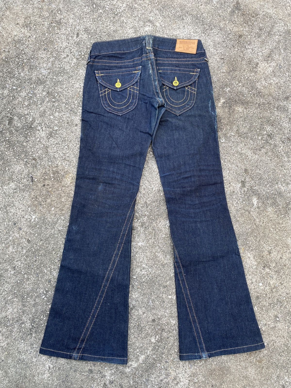 True Religion True Religion Indigo Blue Low Rise Flare Jeans Size 26" / US 2 / IT 38 - 5 Thumbnail