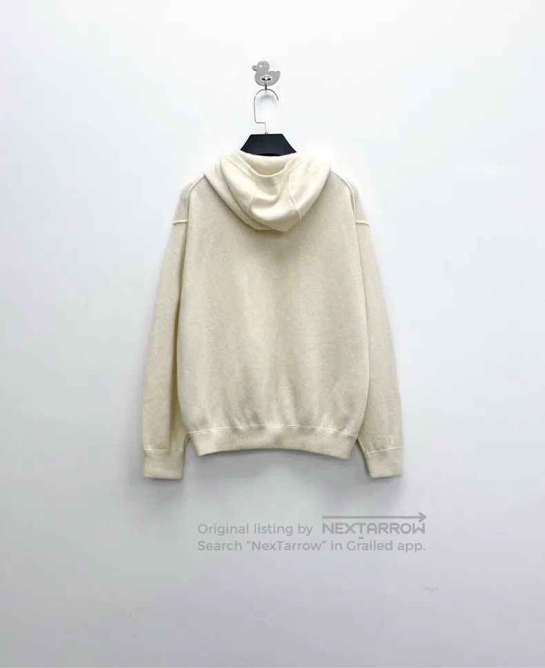 Louis Vuitton Louis Vuitton Off White Back Nameplate Logo Cashmere Hoodi Size US XS / EU 42 / 0 - 2 Thumbnail