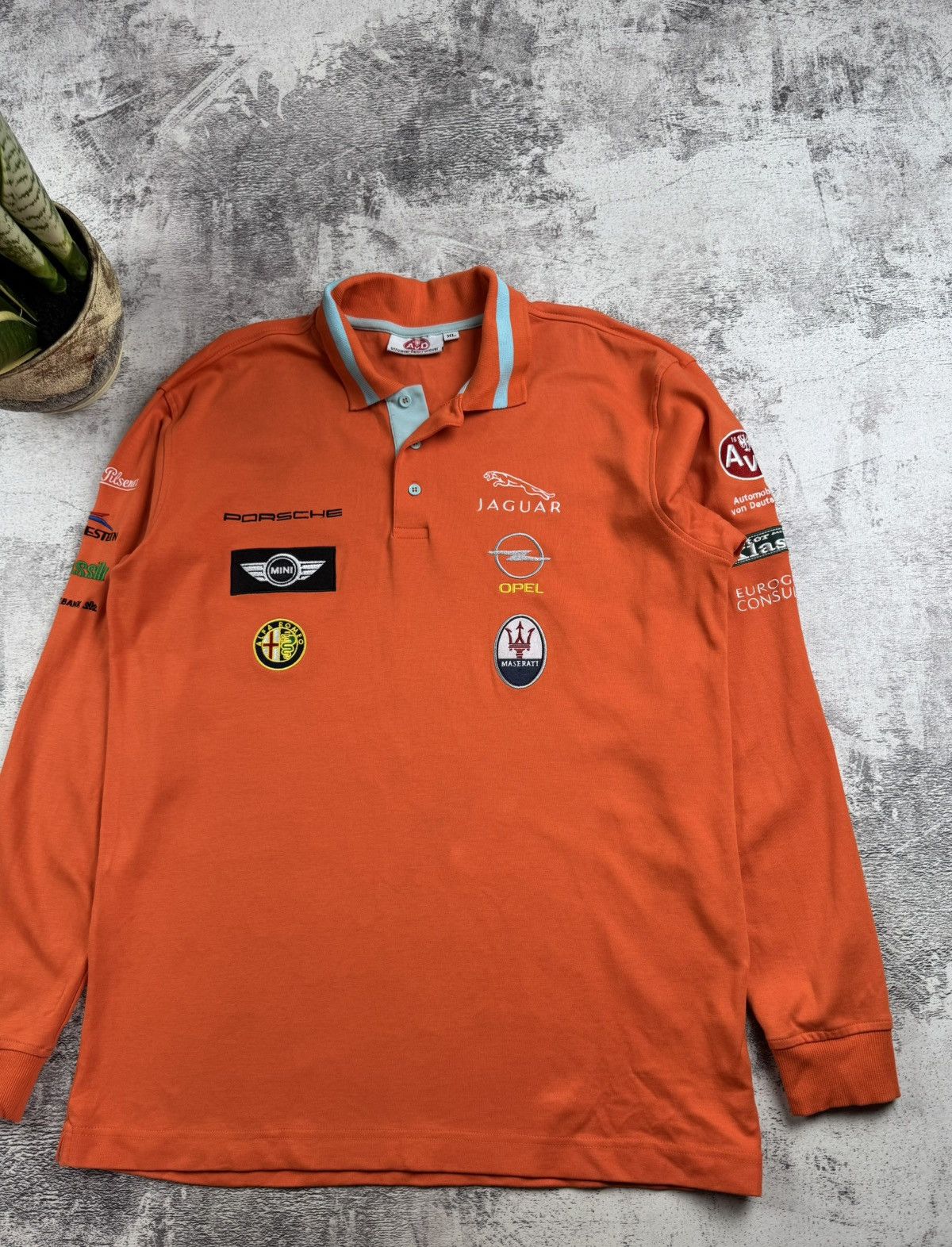 Vintage AVD Porsche Jaguar Maserati 2009 XL Grand Prix Racing T Shirt Long Sleeve Orange Size US XL / EU 56 / 4 - 4 Thumbnail