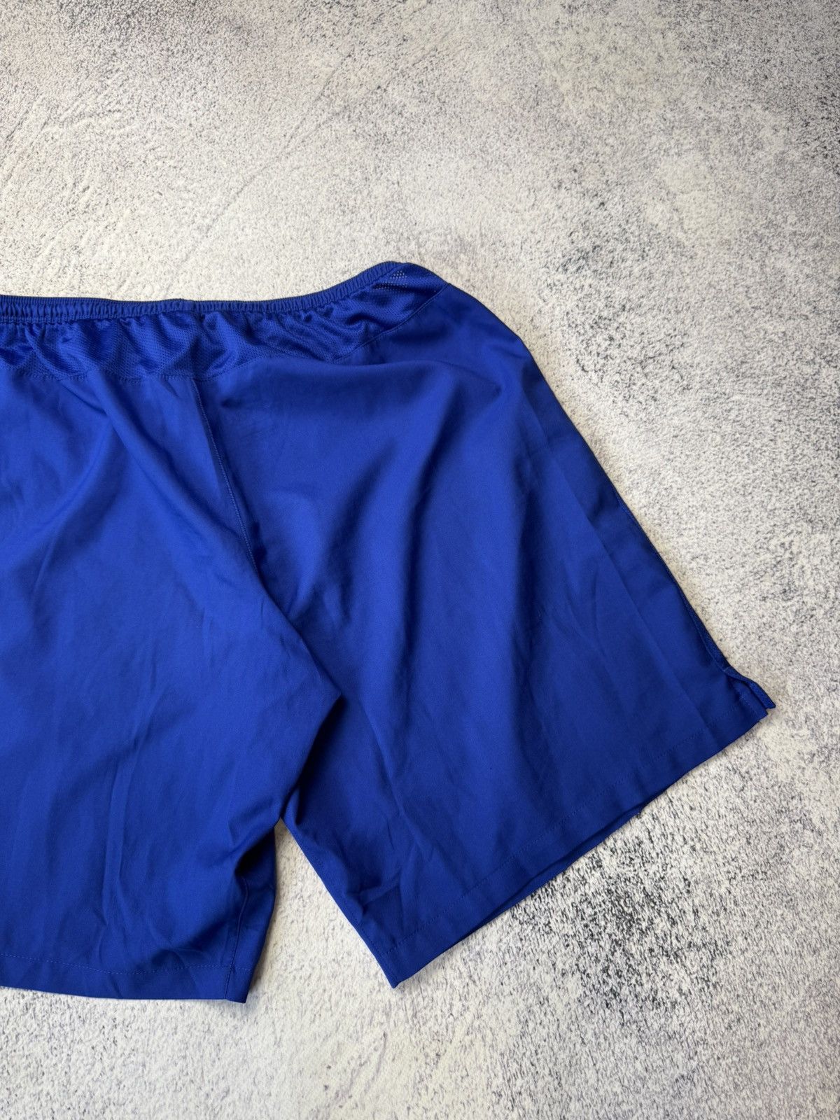 Nike ATLETICO MADRID 2015/2016 HOME FOOTBALL SOCCER SHORTS NIKE Size US 34 / EU 50 - 16 Thumbnail