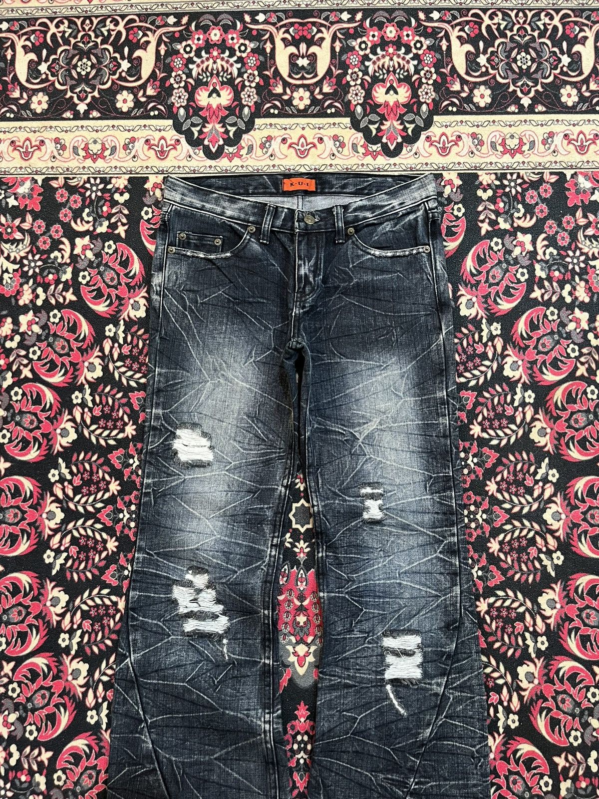 Tornado Mart K.U.I Dark Cracked Washed Distressed Flare Jeans Size US 32 / EU 48 - 3 Thumbnail