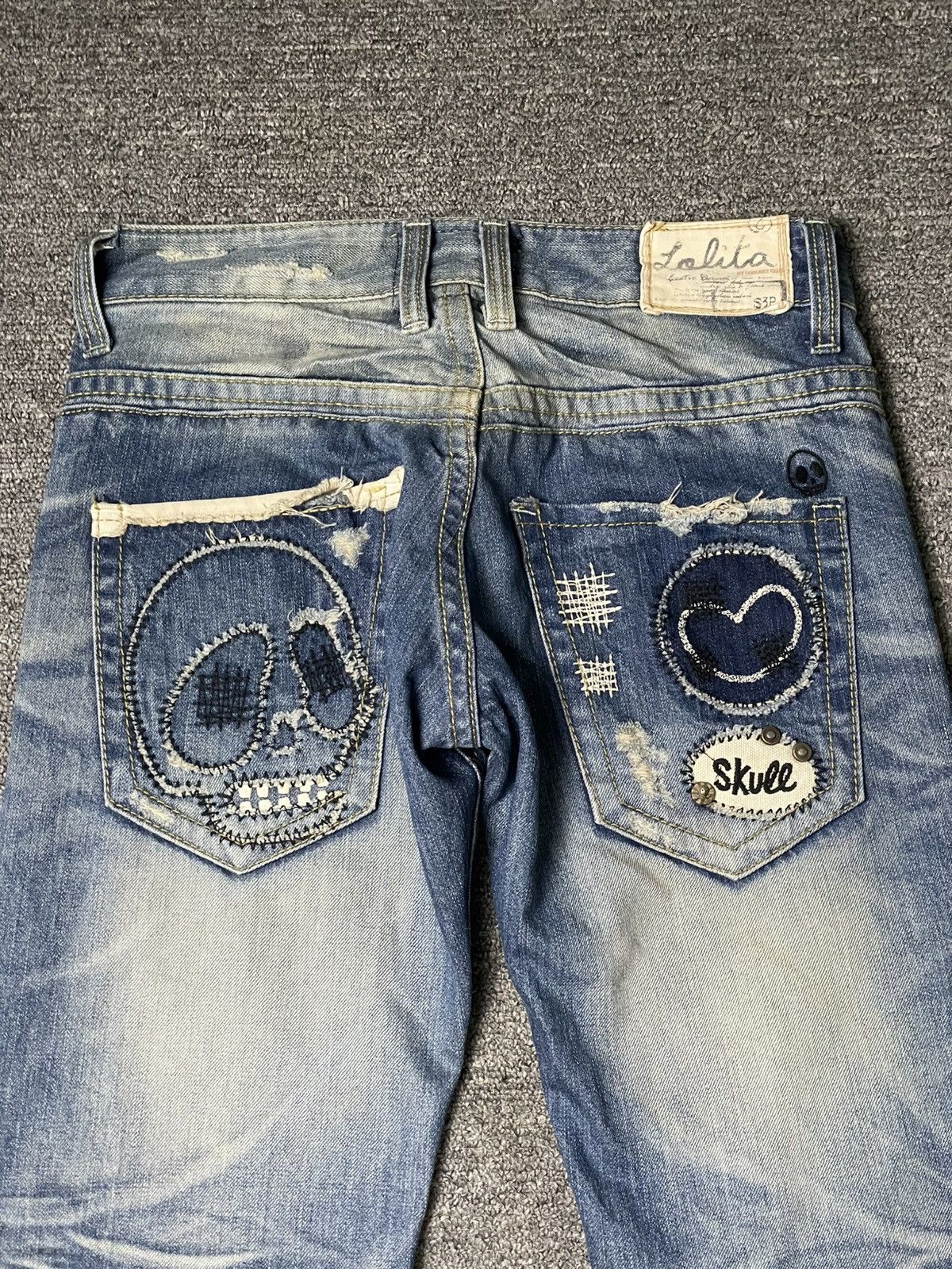 Japanese Brand Vintage LOLITA Distressed Denim Ripped Jeans (94) Size US 29 - 16 Thumbnail