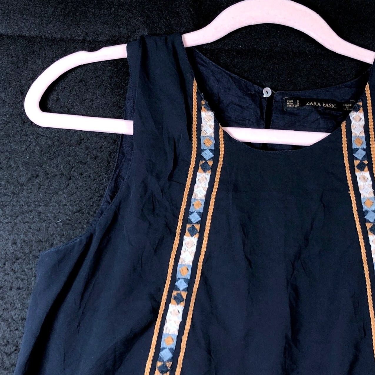 Zara Zara Blouse Blue Sleeveless Embroidered Tank 100% Polyester Small Women’s Casual Workwear Sleeveless Crew Neck Polyester Size S / US 4 / IT 40 - 4 Thumbnail