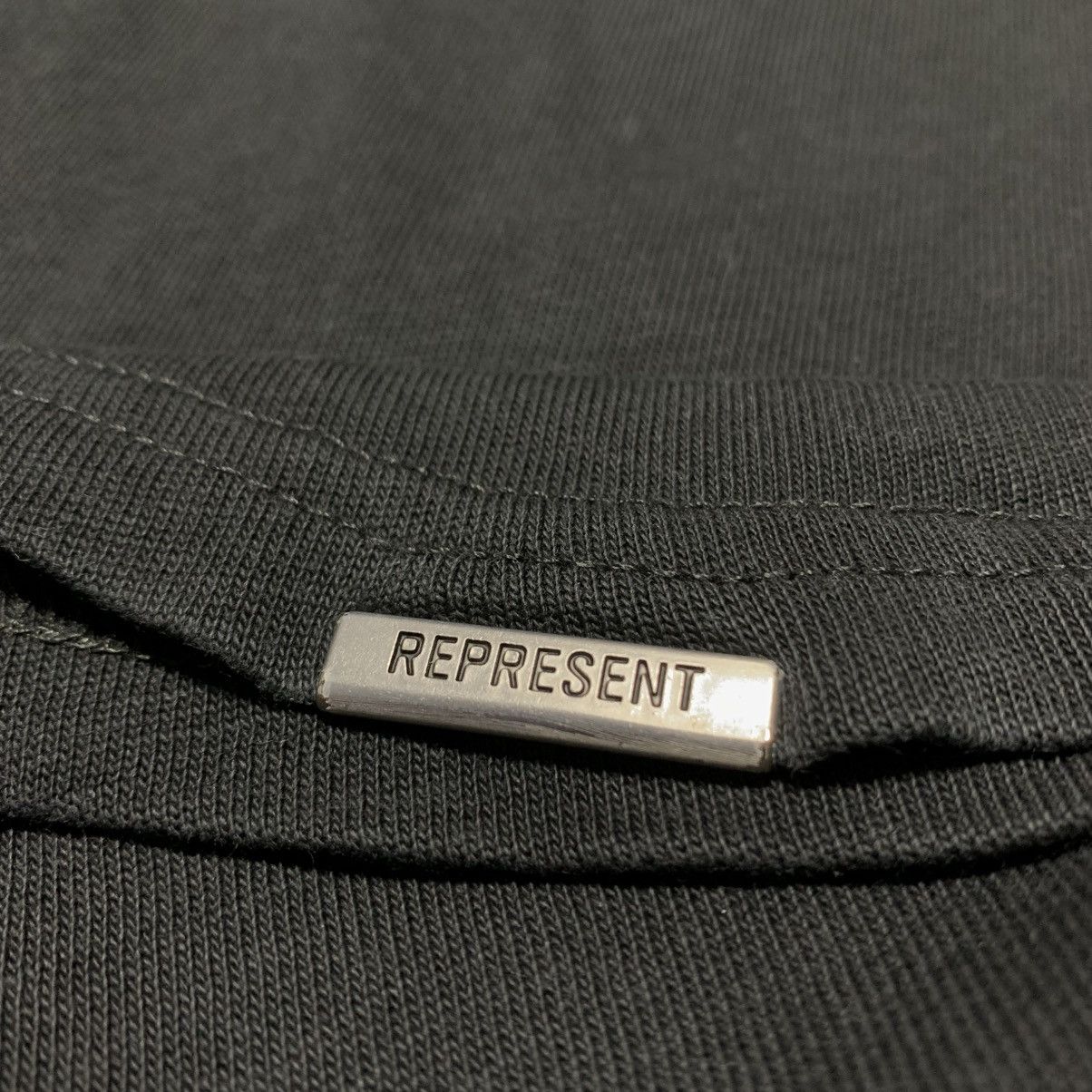 Represent Clo. Represent Small Out Of The Shadows Stained Black Tee Size US S / EU 44-46 / 1 - 6 Thumbnail