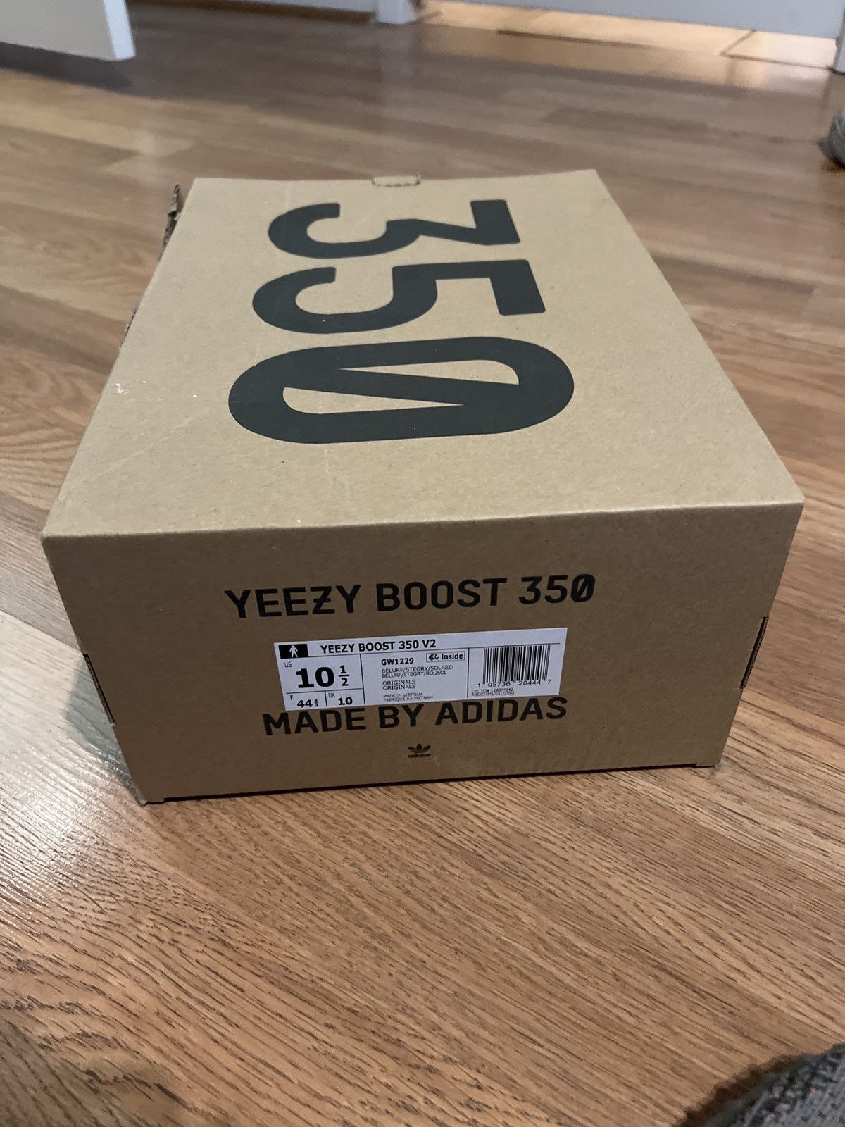 Yeezy YEEZY Boost 350 V2 Size US 10.5 / EU 43-44 - 9 Thumbnail