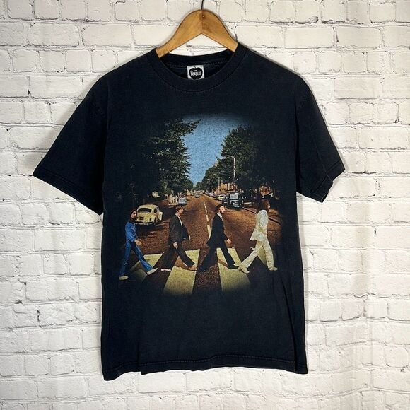 Vintage Vintage 2005 Beatles Abbey Road Men’s Size M Medium Black T- Size US M / EU 48-50 / 2 - 1 Thumbnail