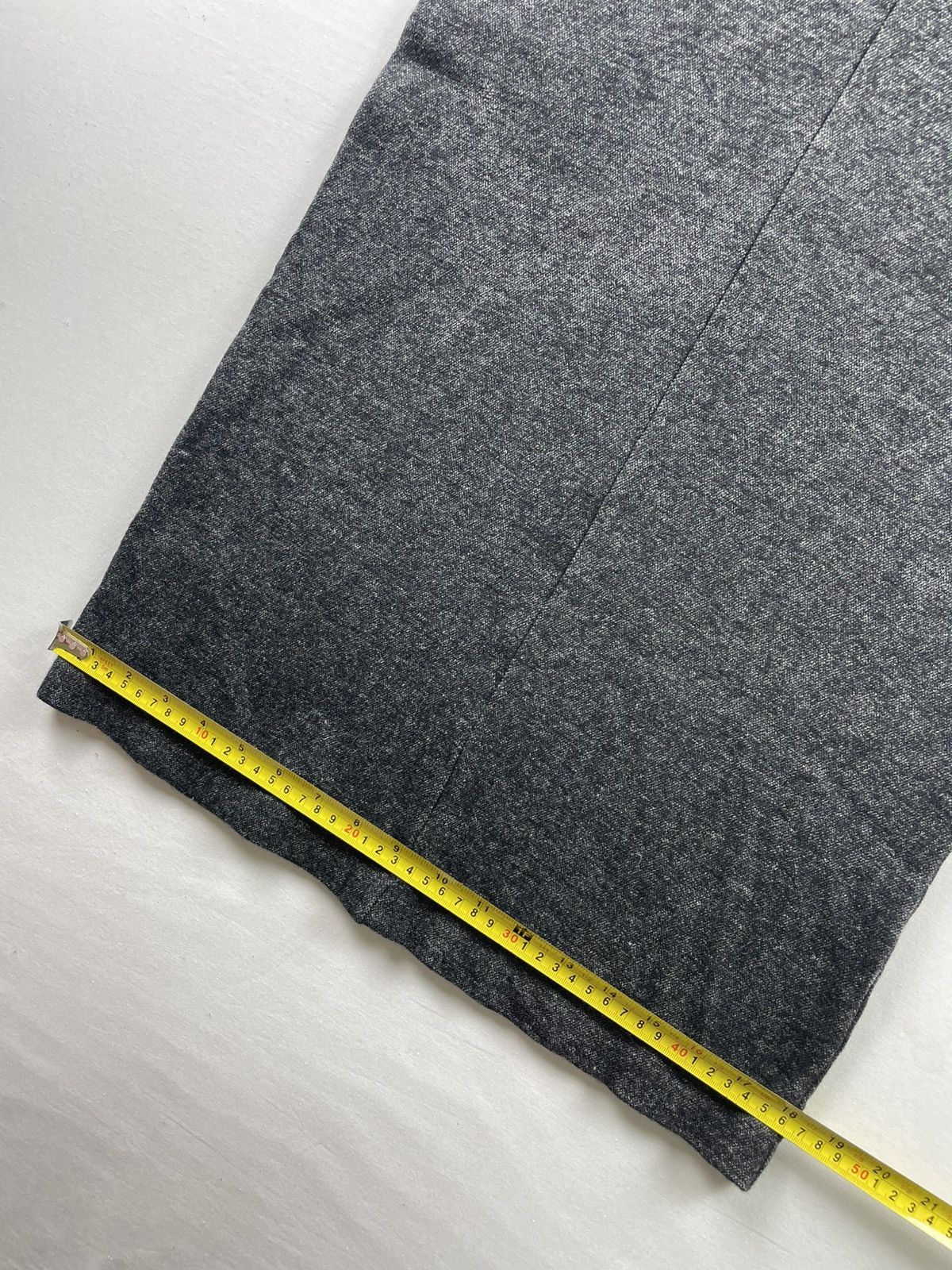 Prada Prada gray sleeveless V-neck knit mini shift dress. Size M / US 6-8 / IT 42-44 - 13 Thumbnail