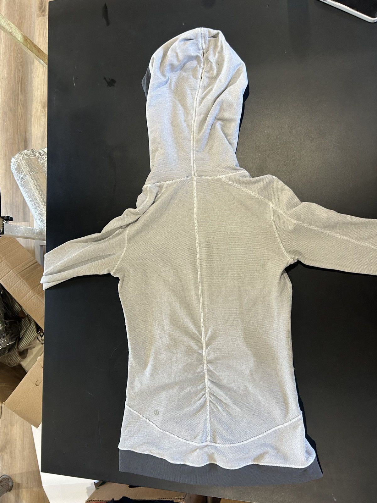 Lululemon lululemon Light Gray Hooded Pullover w Ponytail Hood Size S / US 4 / IT 40 - 2 Thumbnail