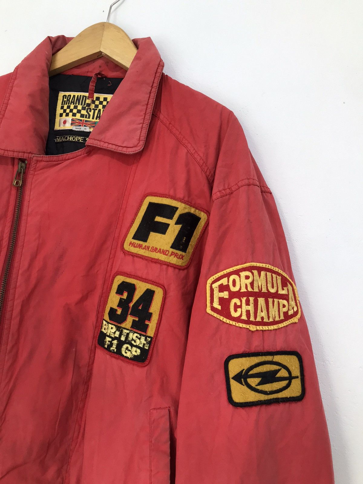 Ferrari Vintage Champion Grand Prix Racing The Ultimate F1 Jacket Size US L / EU 52-54 / 3 - 4 Thumbnail