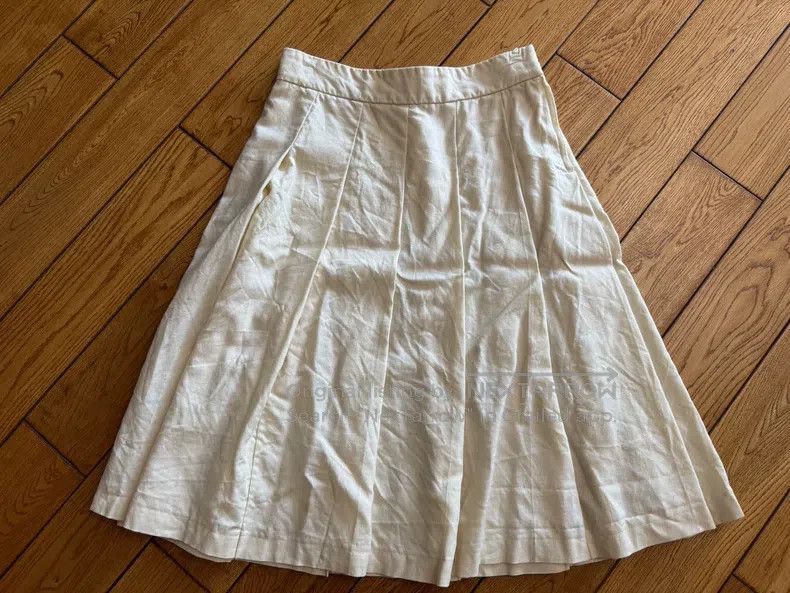 Other Comme Des Garcons size S White half skirt Size 23" - 1 Thumbnail