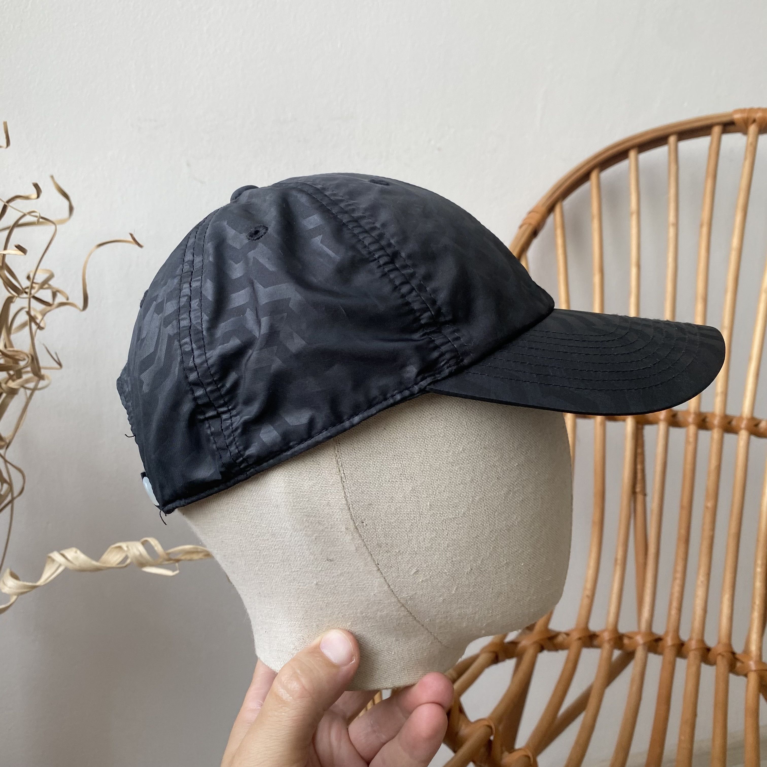 Nike Vintage 00s Drill Nike Nylon Cap Swoosh tn SHTORM FIT Size ONE SIZE - 2 Thumbnail