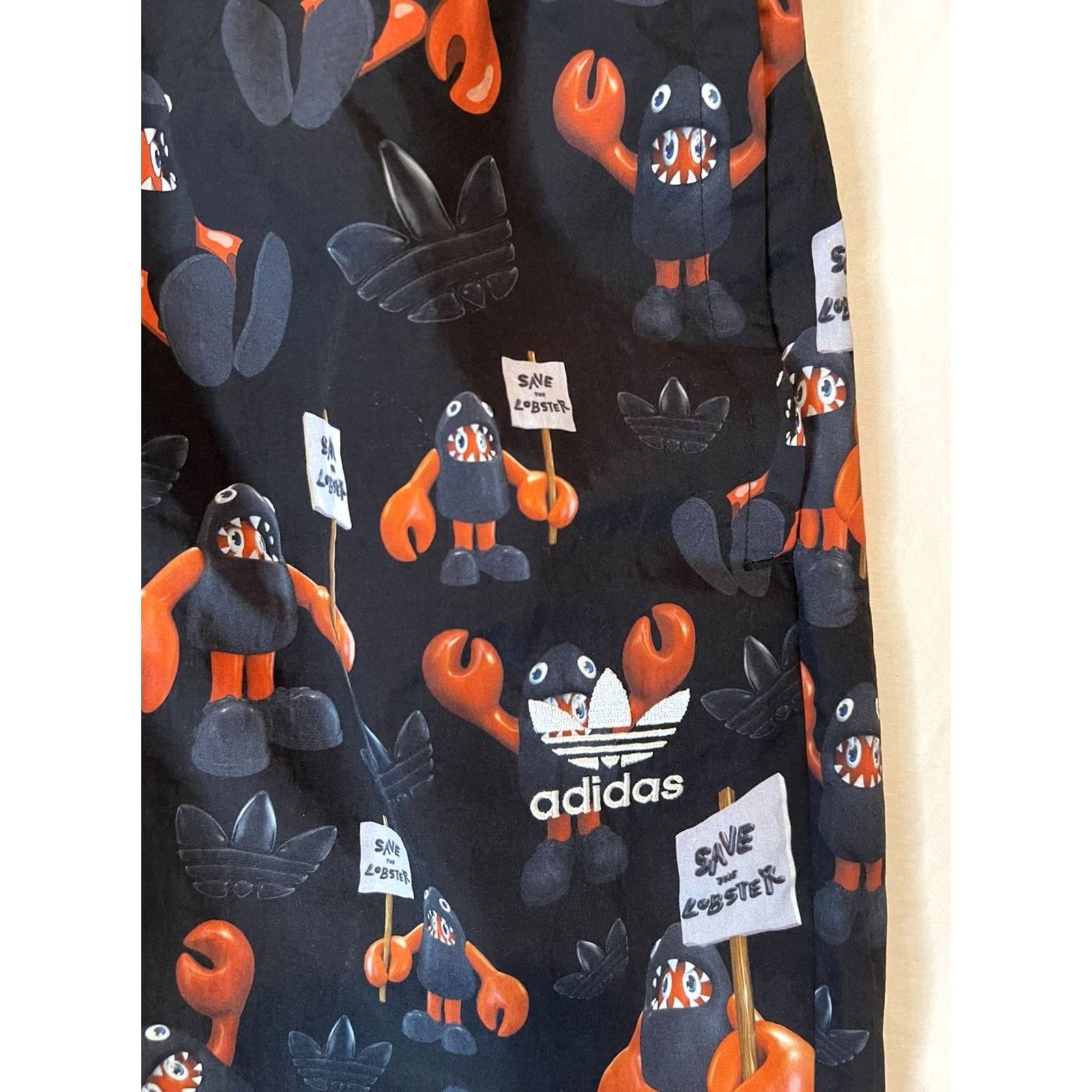Adidas Adidas Shorts Mens XS Philip Colbert PRIMEGREEN Save The Lobster HA4697 Black Athletic Shorts Mens XS Size US 27 - 3 Thumbnail