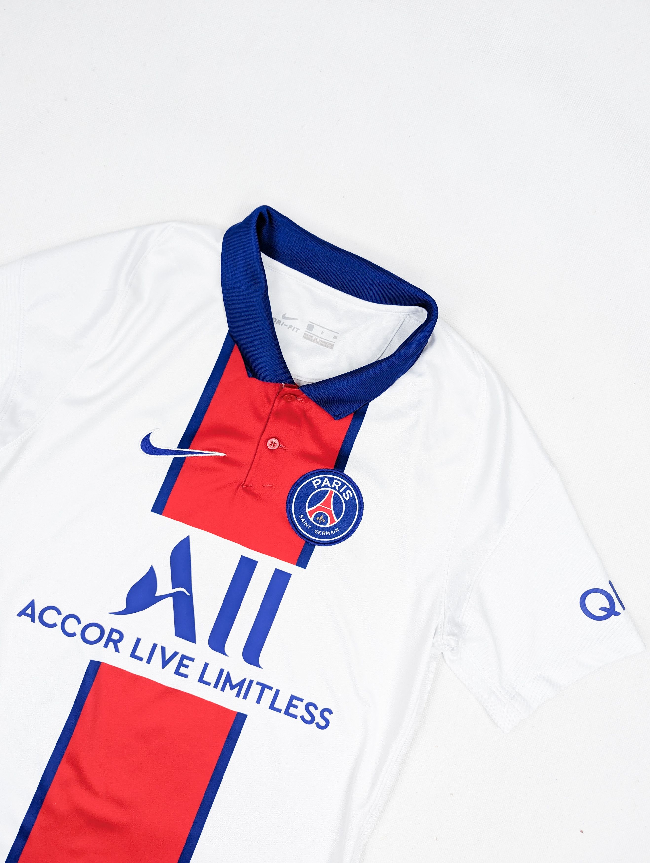 Nike Nike PSG Paris Saint germain football soccer jersey S Size US S / EU 44-46 / 1 - 2 Thumbnail