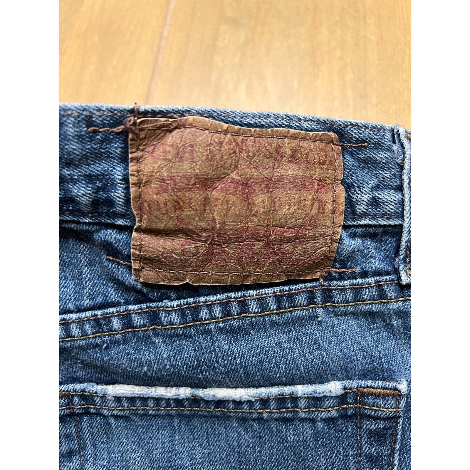 Levi's Vintage Levis 514 Slim Straight 33x32 Blue Jeans Denim Fade Size US 33 - 11 Thumbnail
